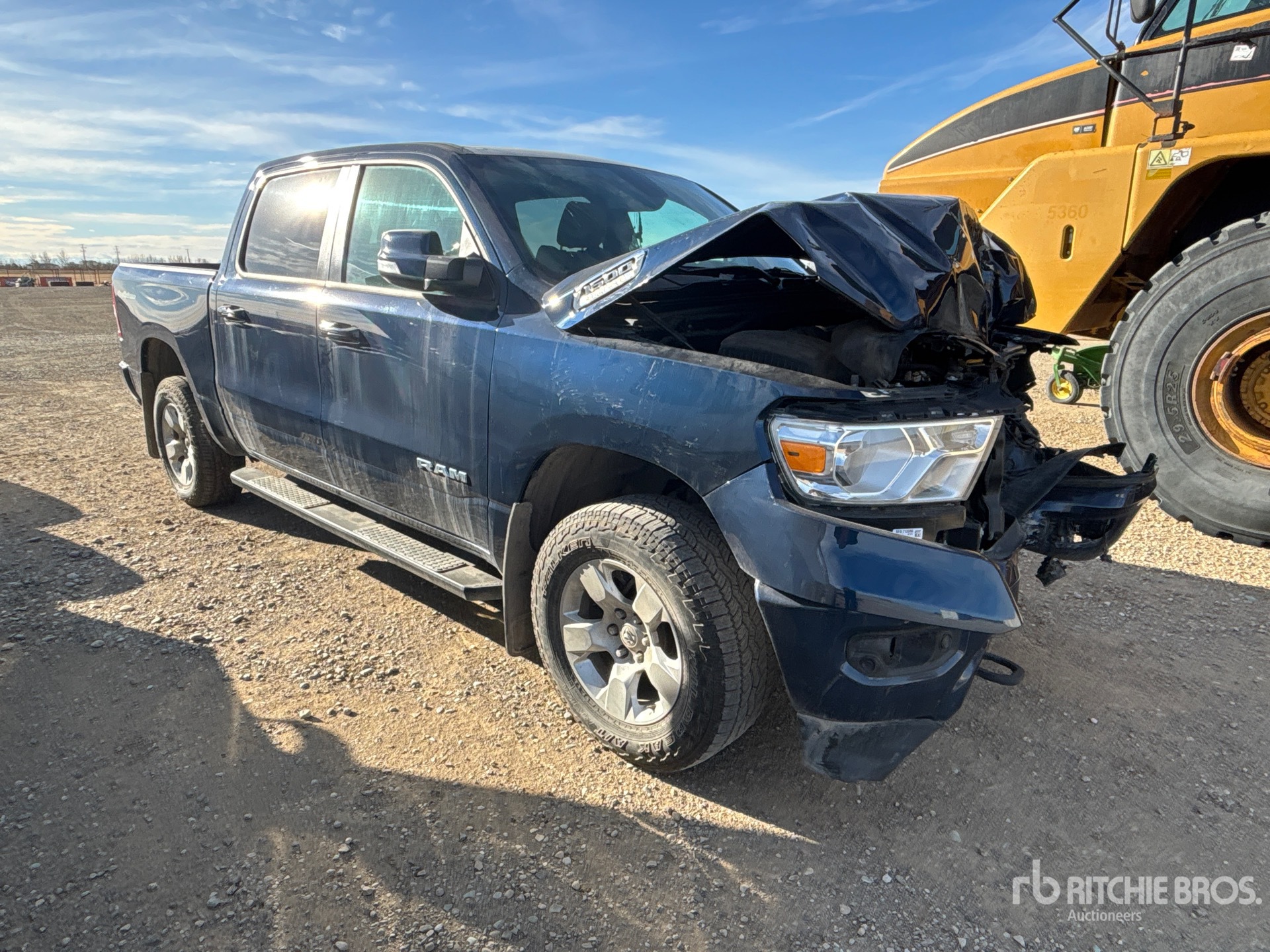 General Appearance with Image, coin avant droit