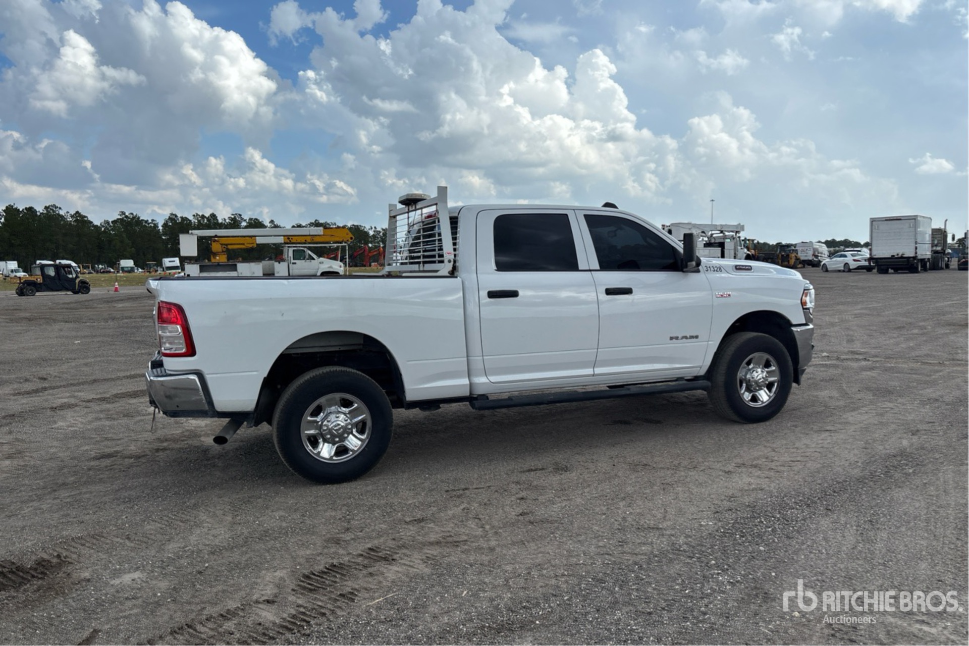 General Appearance with Picture, Right Rear Corner