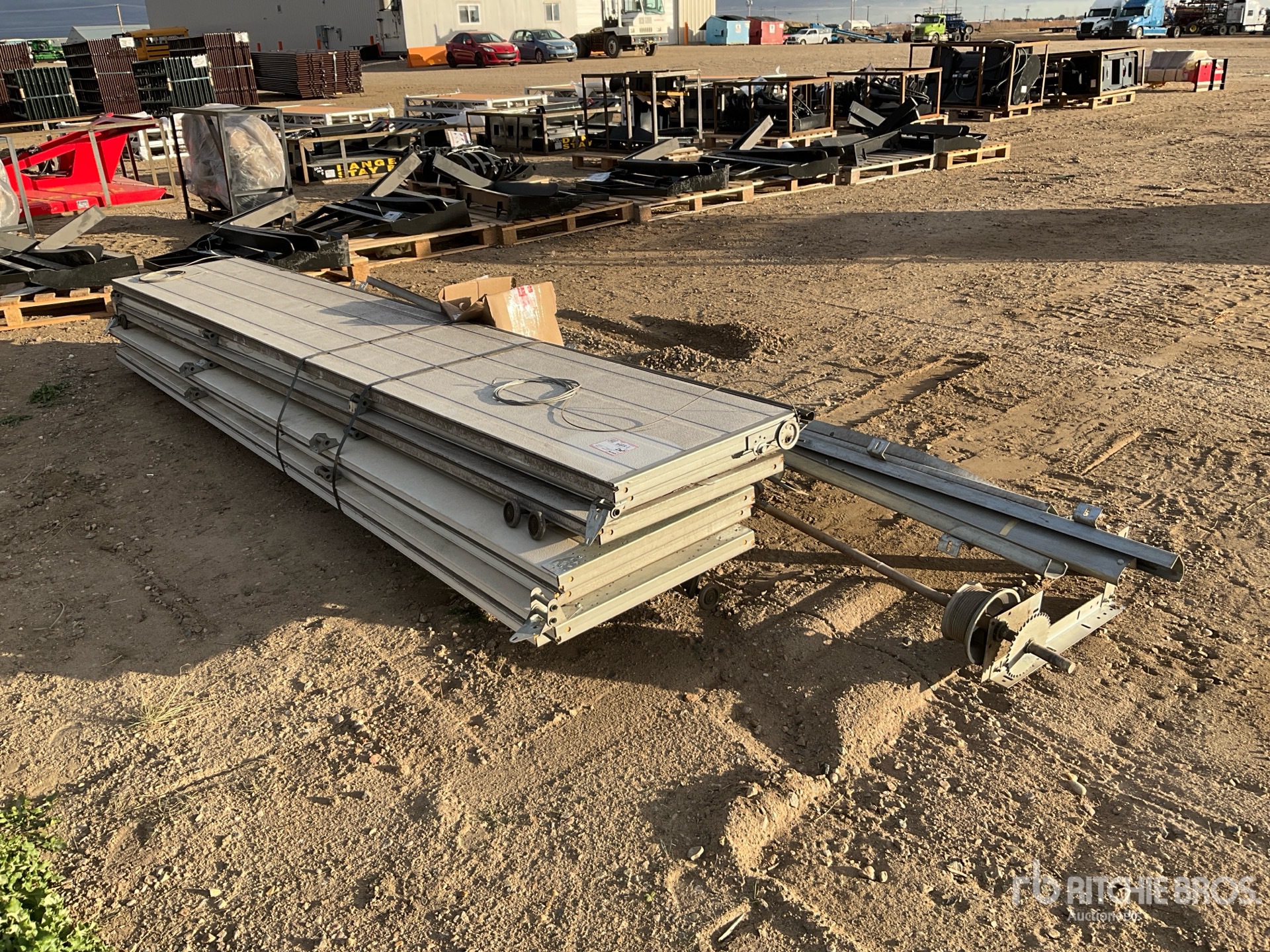 General Appearance with Bild, Ecke hinten rechts