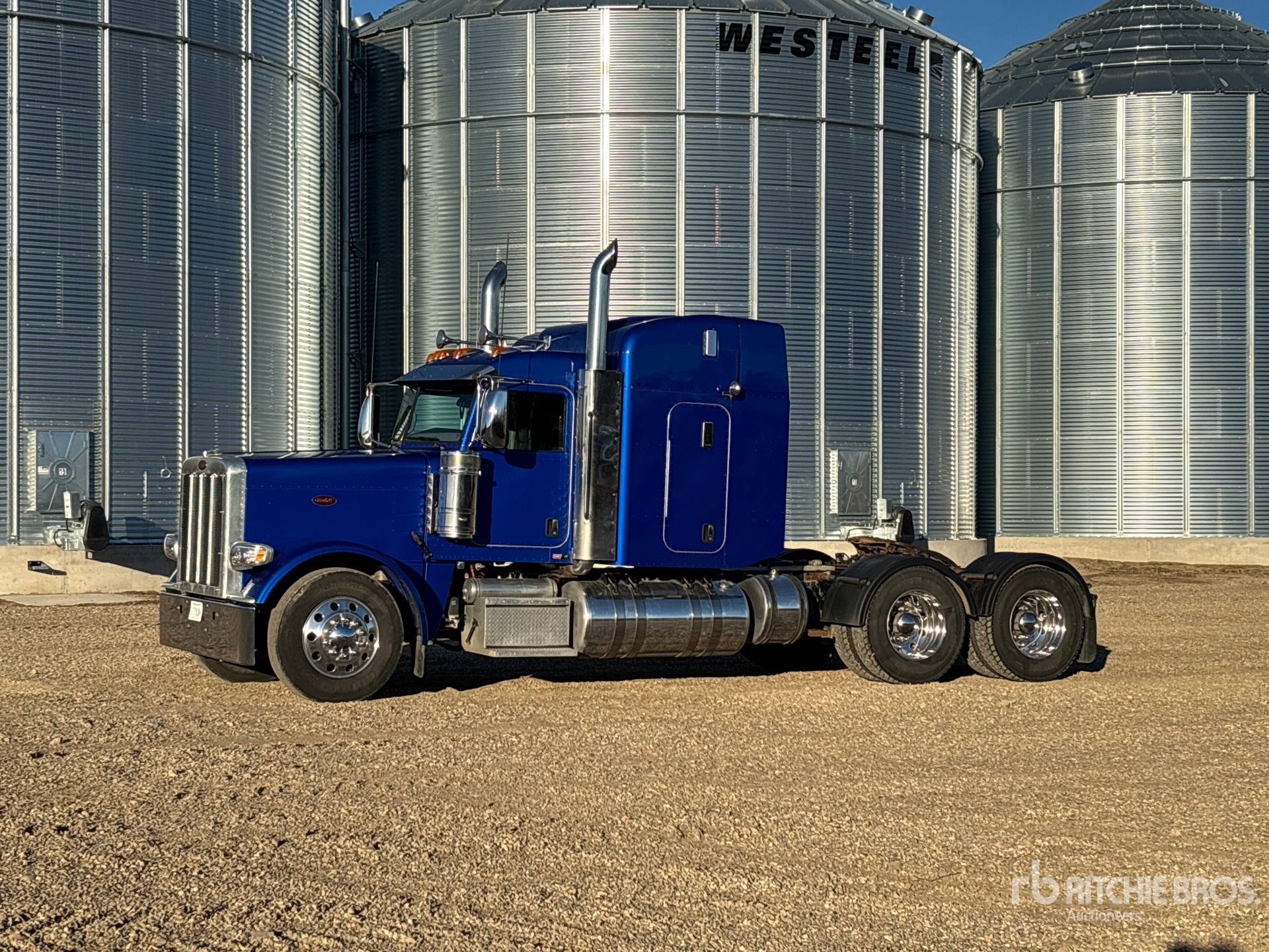 General Appearance with Imagen: esquina delantera izquierda