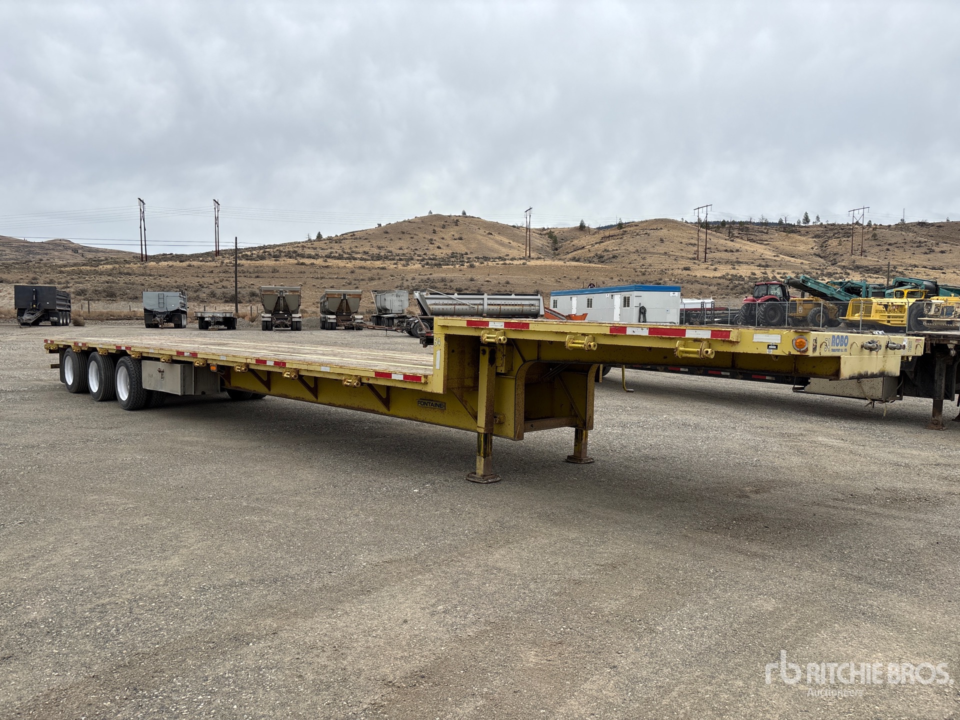 Aspect général with Image, coin avant droit