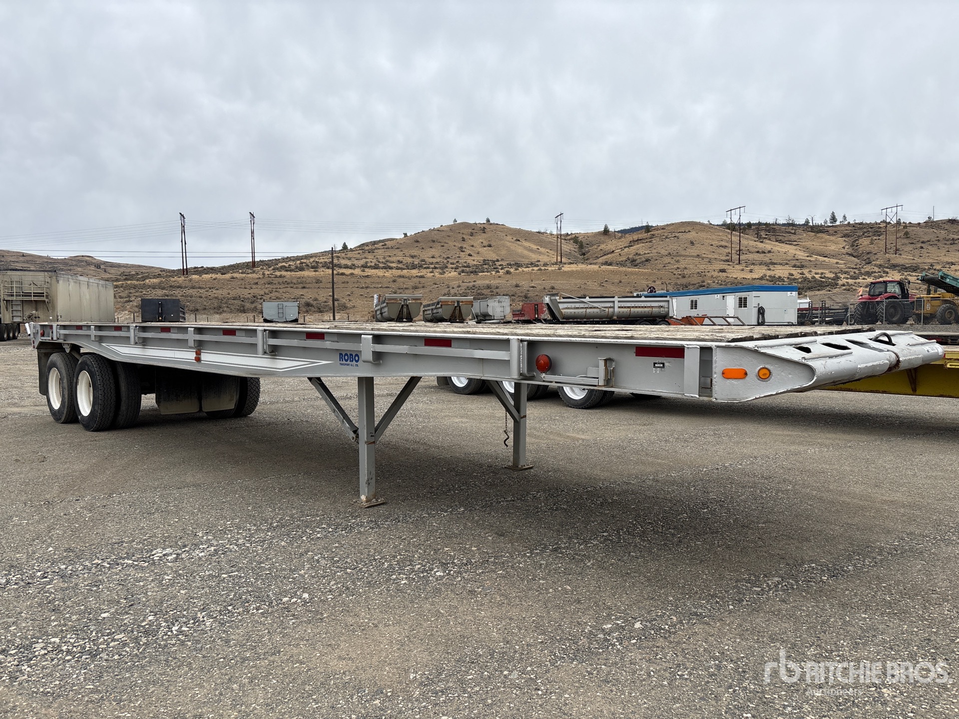 General Appearance with Foto, angolo anteriore destro