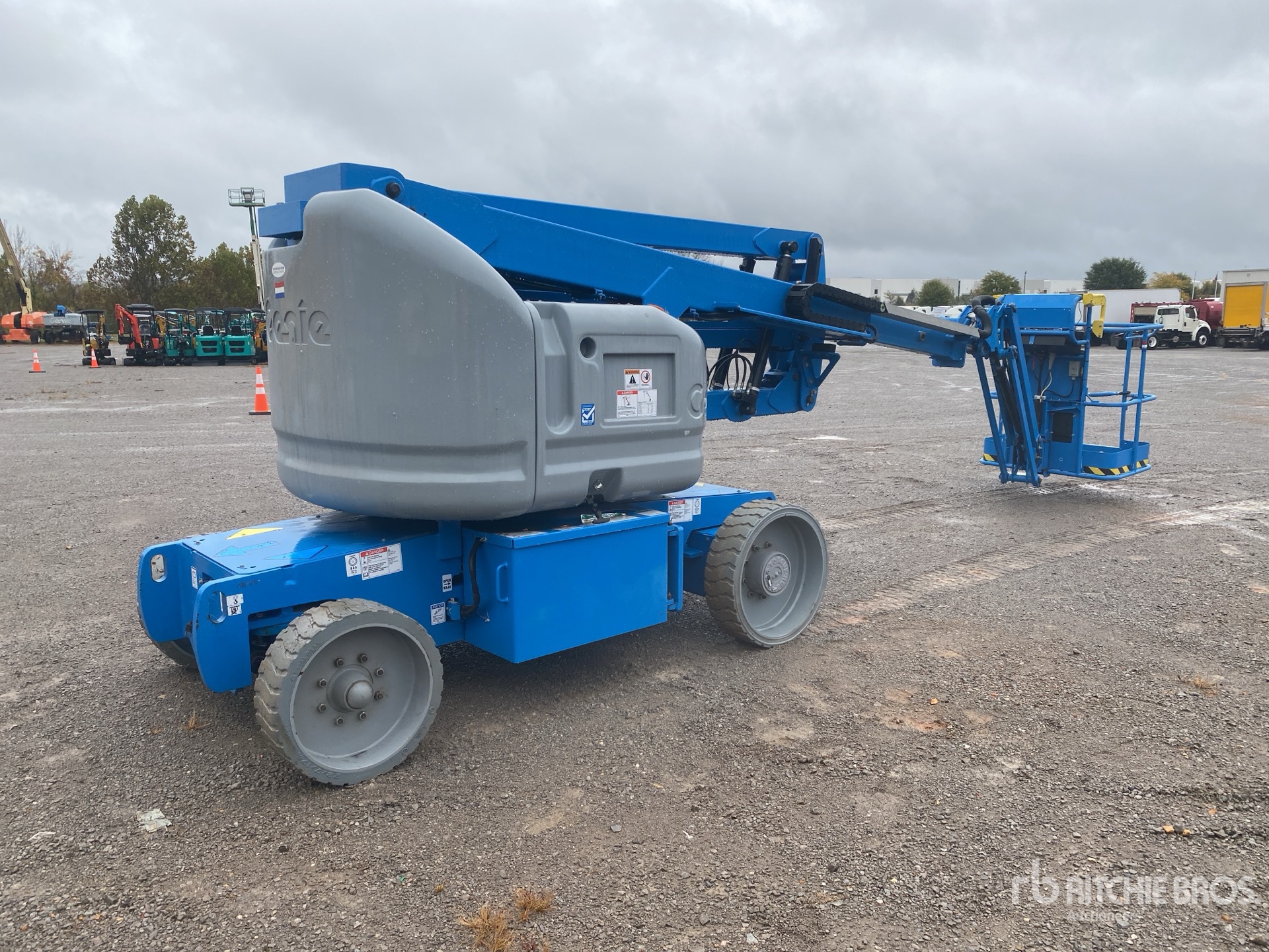 General Appearance with Imagen: esquina trasera derecha