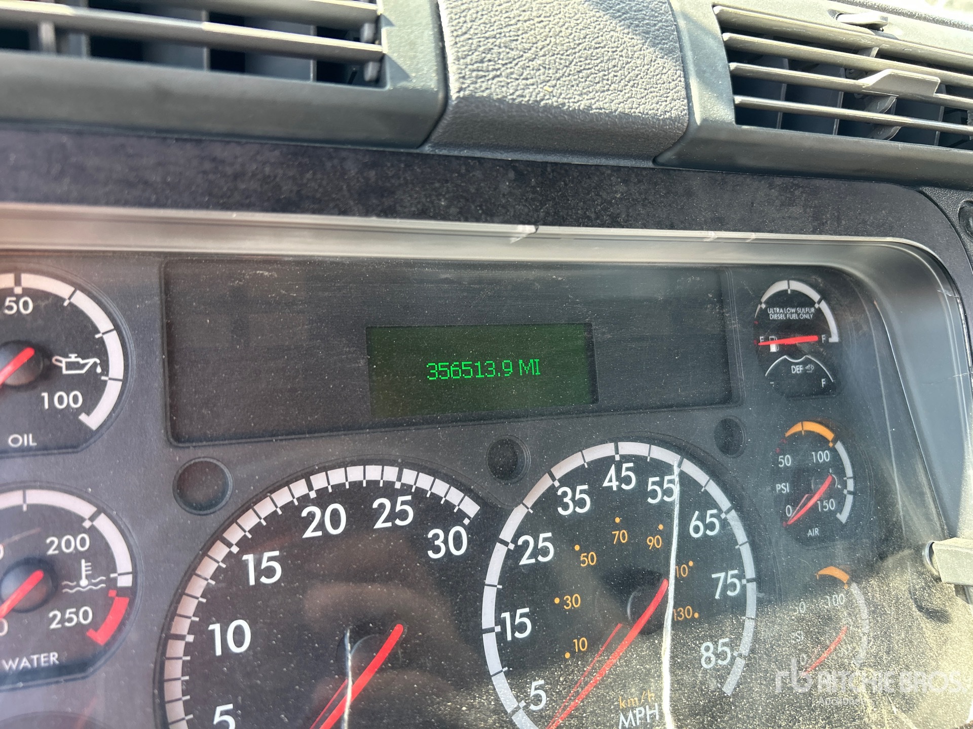 General Appearance with Hour Meter / Odometer