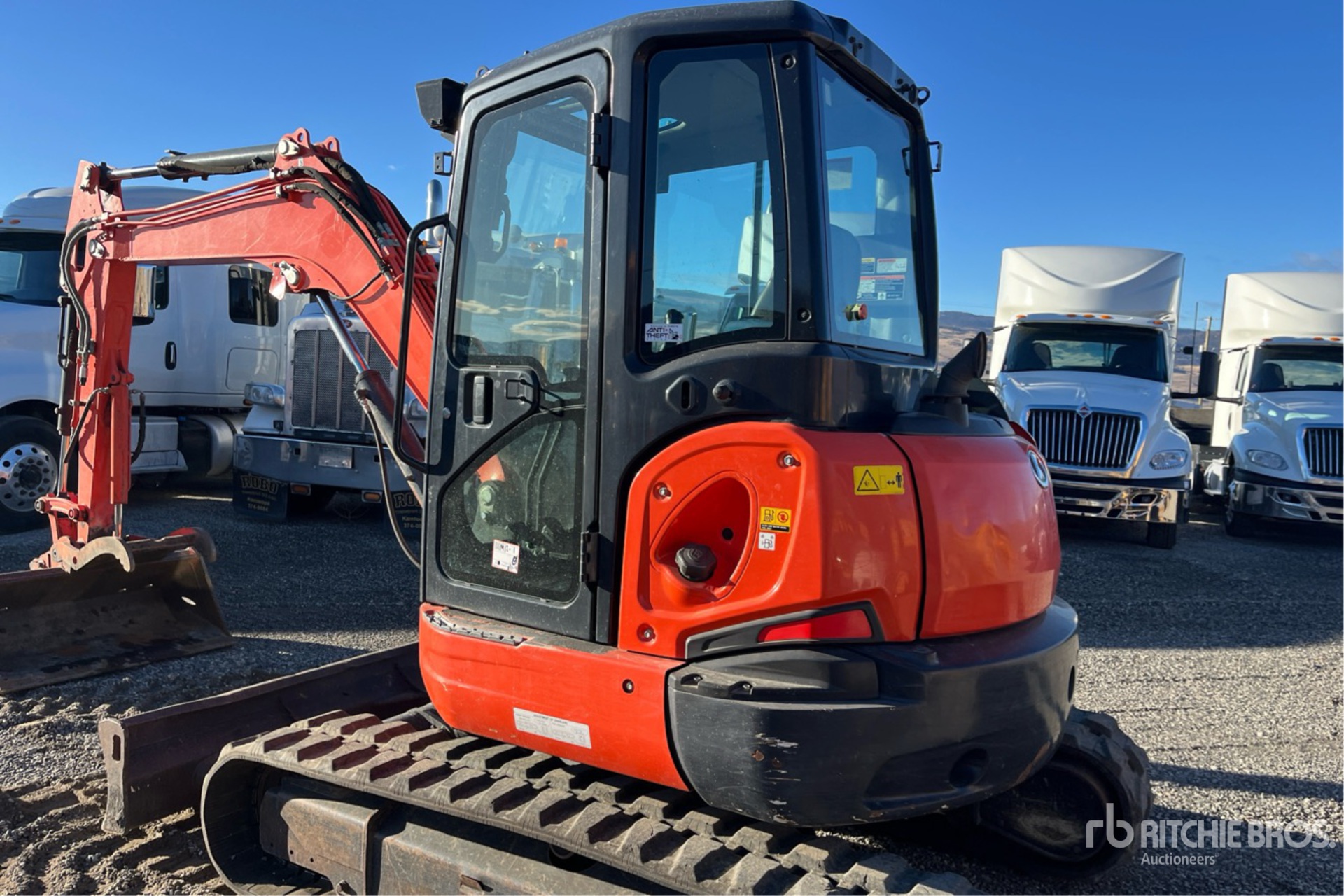 General Appearance with Picture, Left Rear Corner