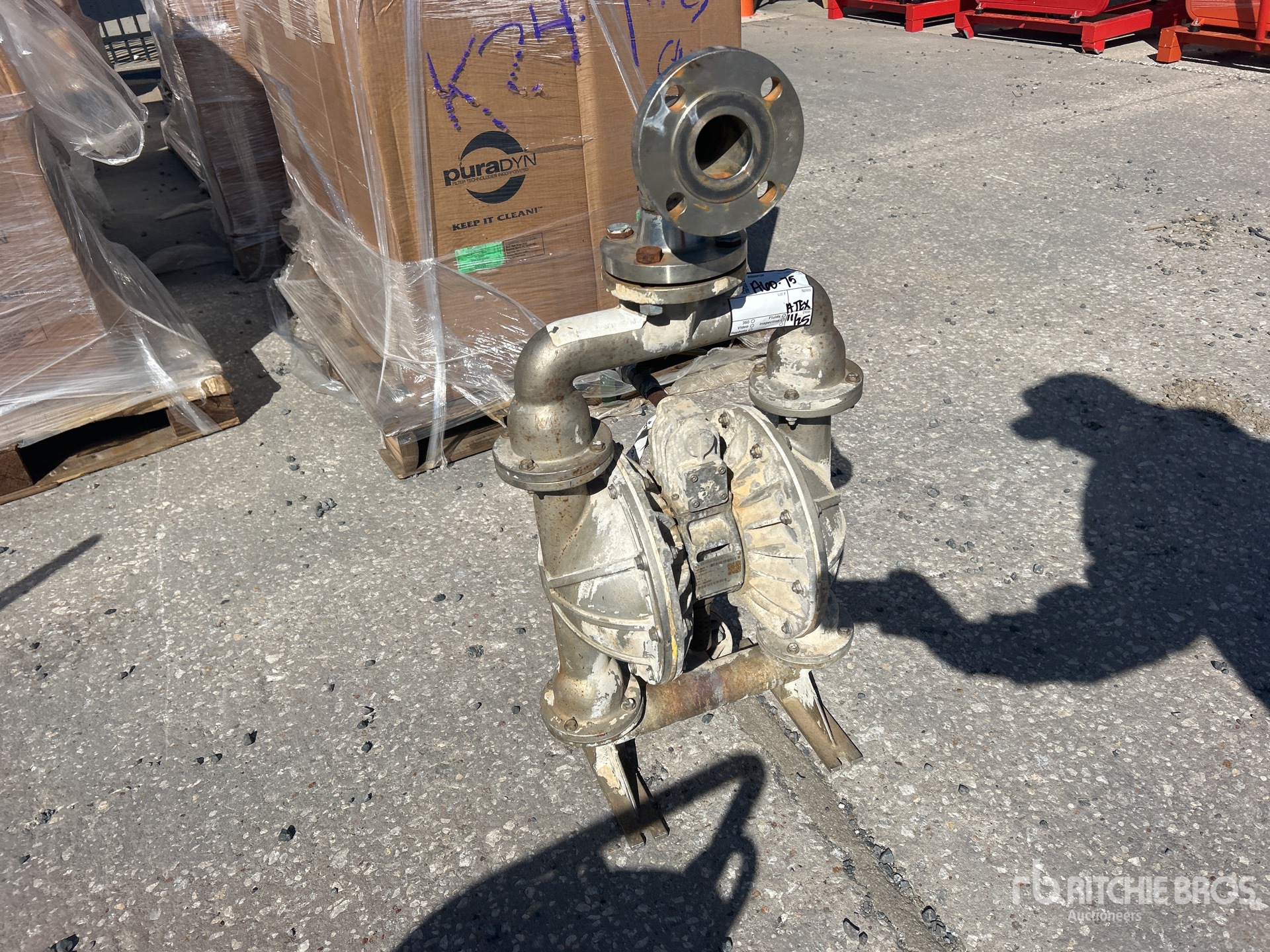 General Appearance with Picture, Right Front Corner