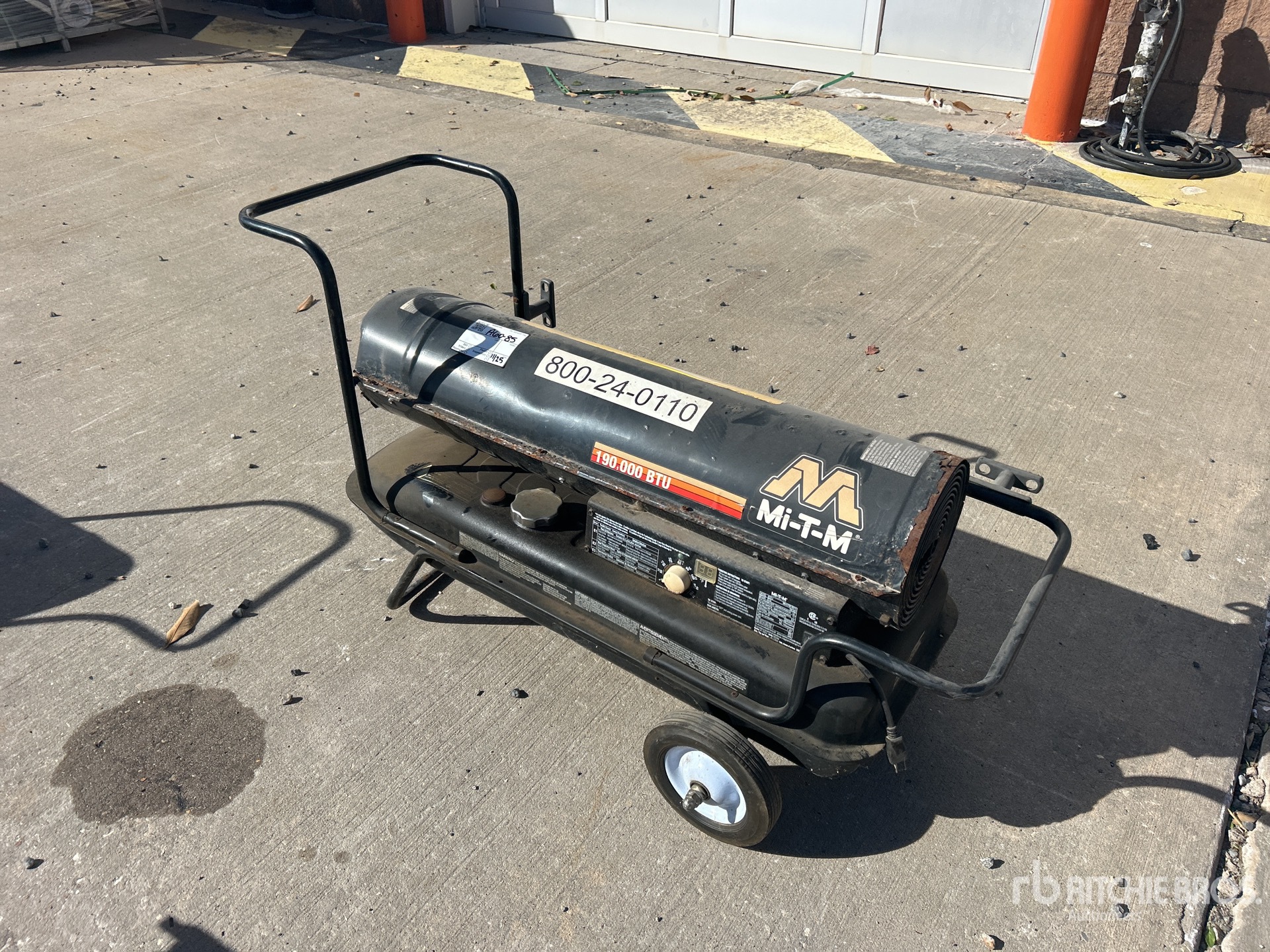 General Appearance with Picture, Right Front Corner