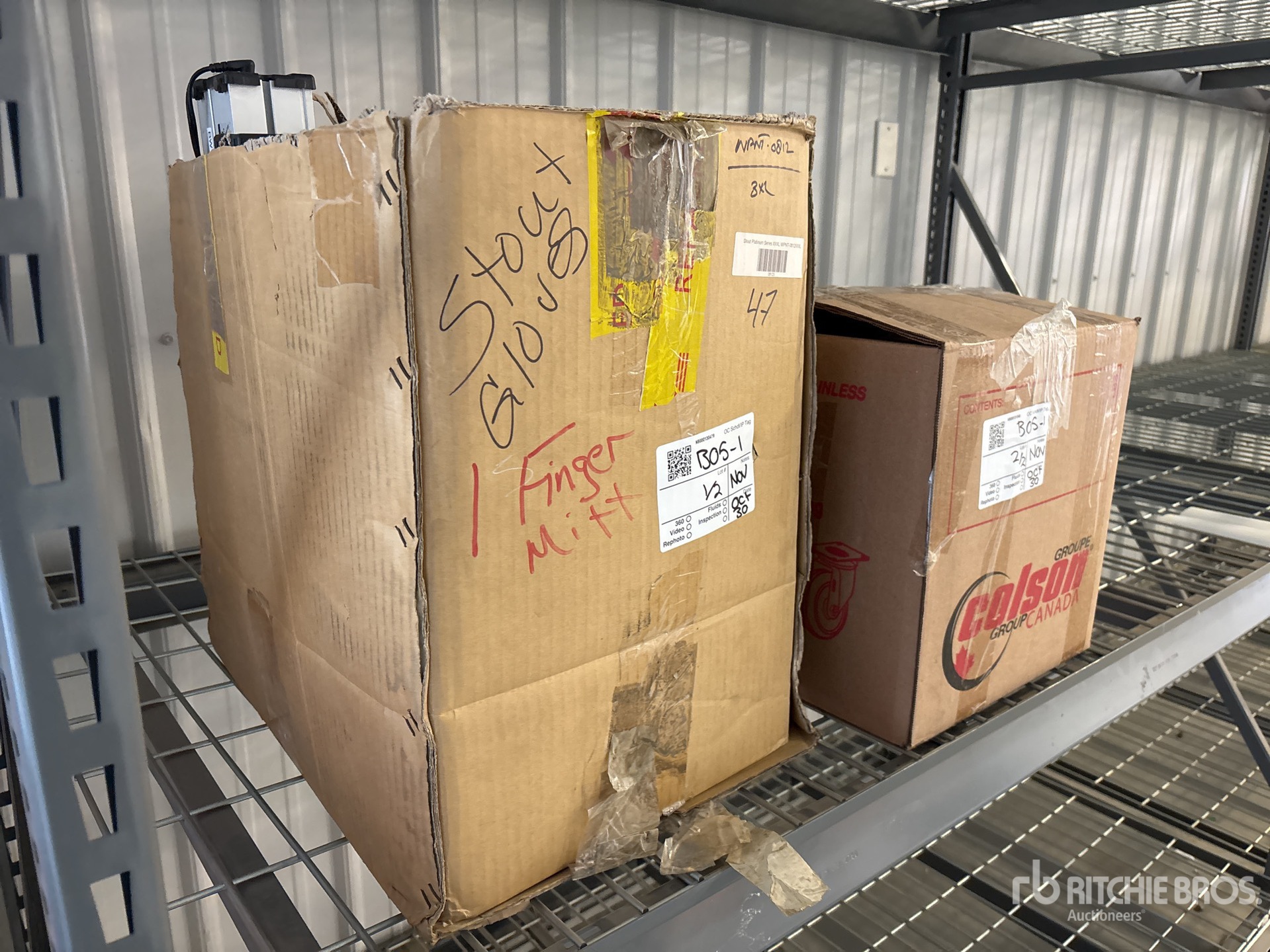 General Appearance with Image, coin avant droit