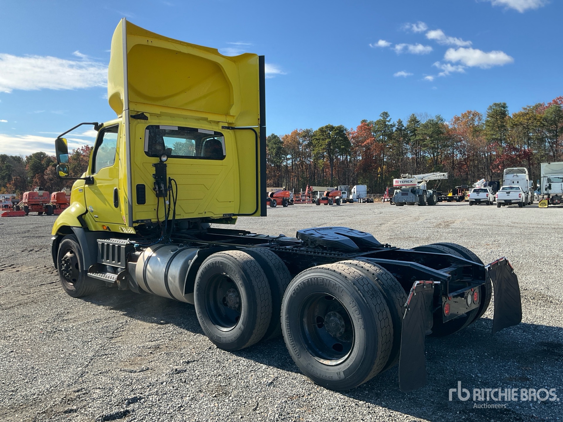 Aspect général with Image, coin arrière gauche