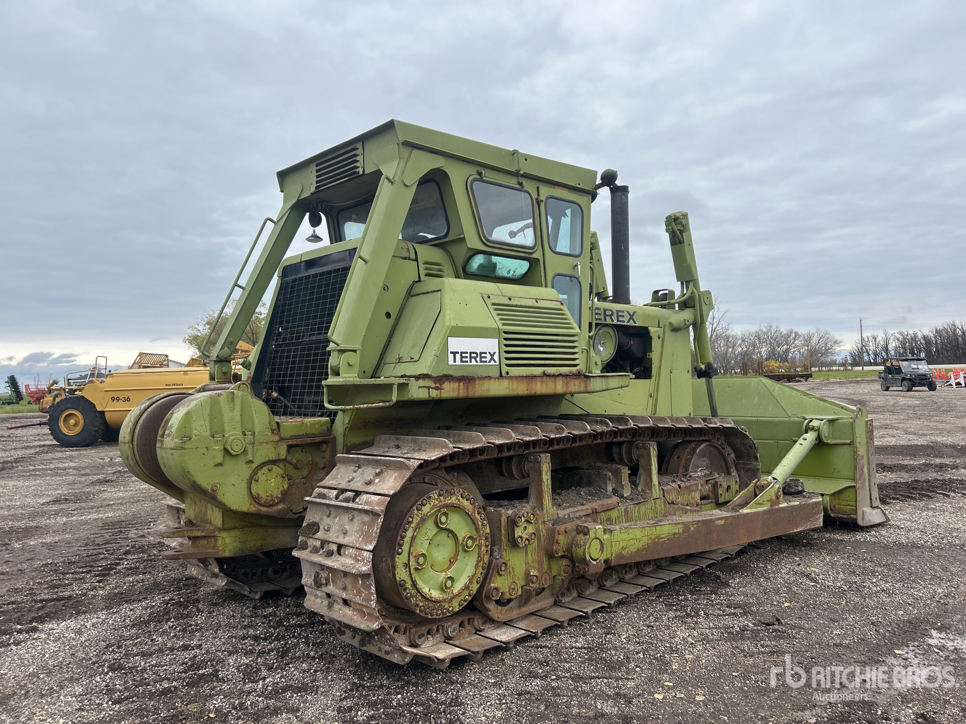 General Appearance with Bild, Ecke hinten rechts