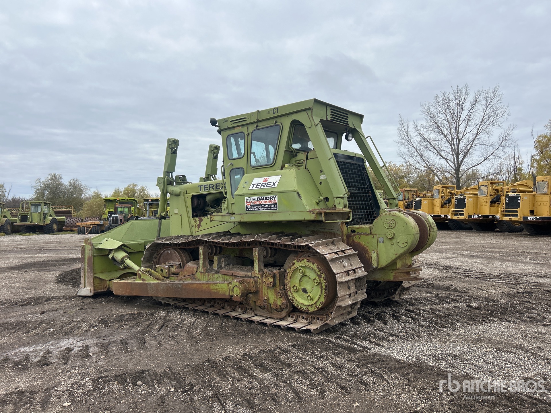 General Appearance with Bild, Ecke hinten links