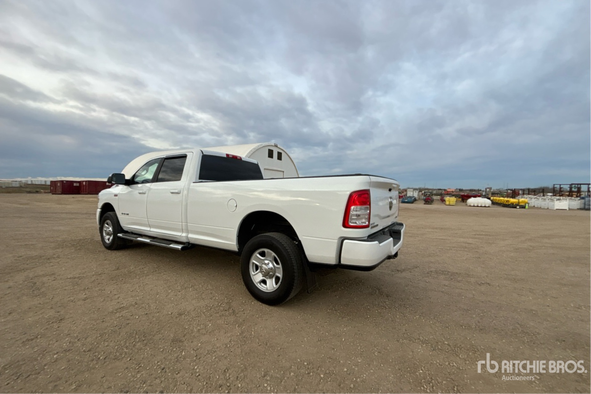 General Appearance with Picture, Left Rear Corner