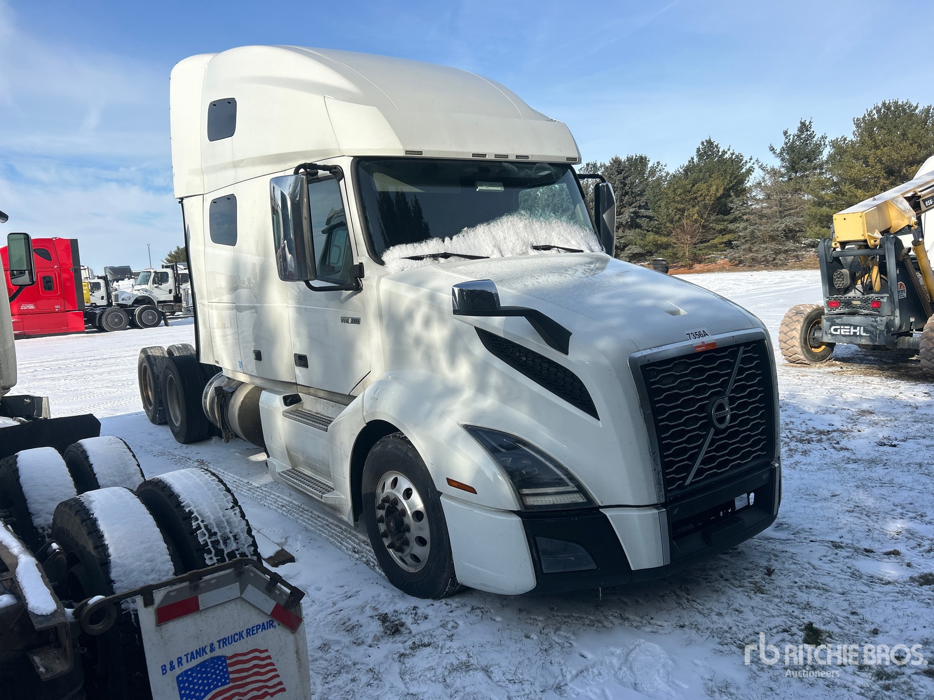 General Appearance with Picture, Right Front Corner