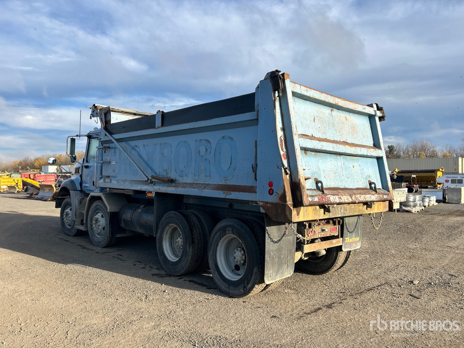 General Appearance with Imagen: esquina trasera izquierda