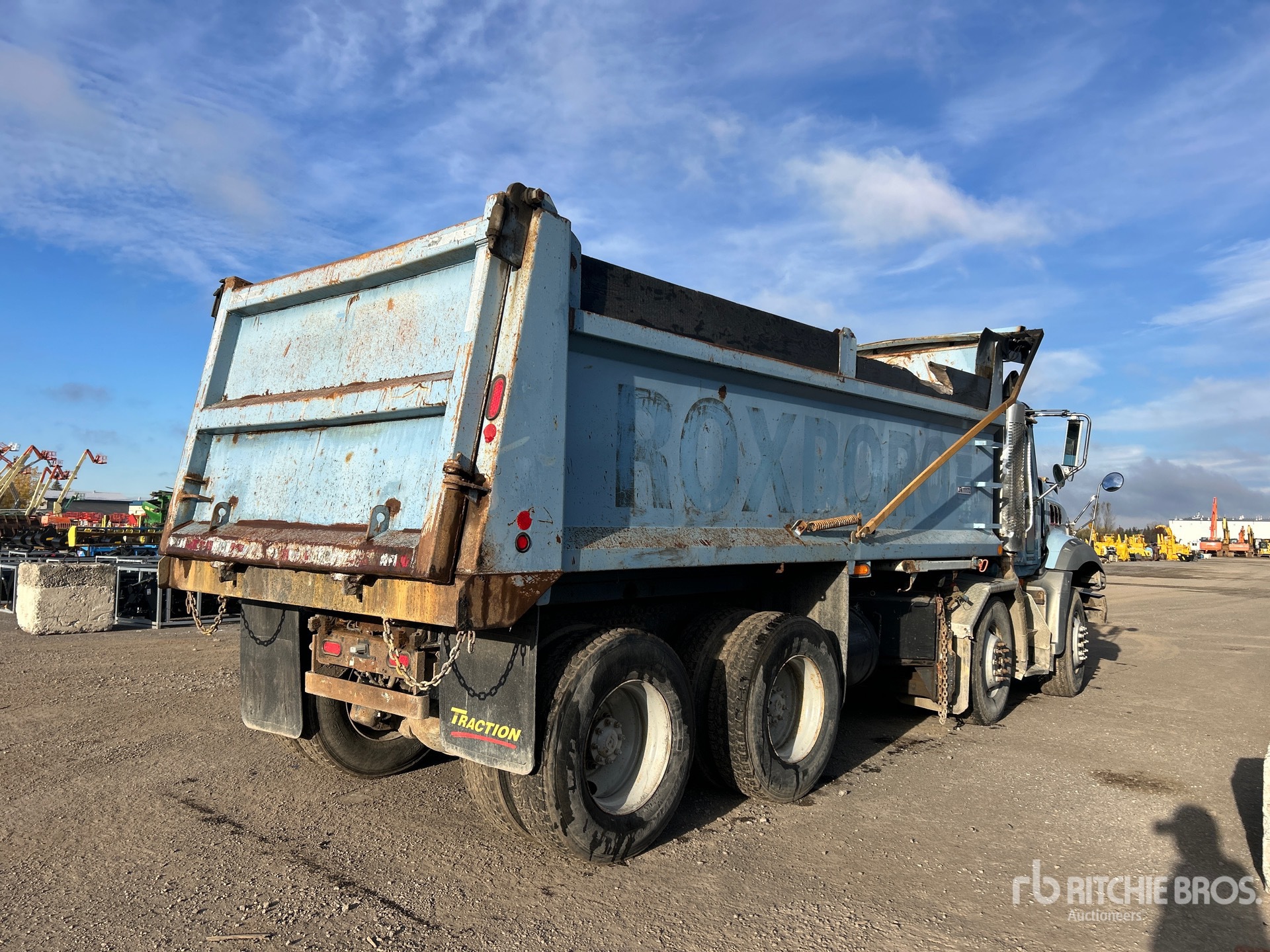 General Appearance with Imagen: esquina trasera derecha