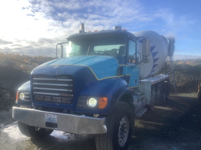 2007 Mack CV713 6x4 Mixer Truck 2007 Mack CV713 6x4 Mixer Truck