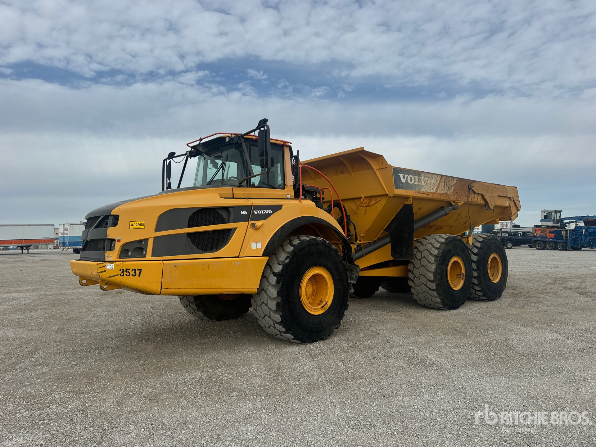 General Appearance with Featured Photo