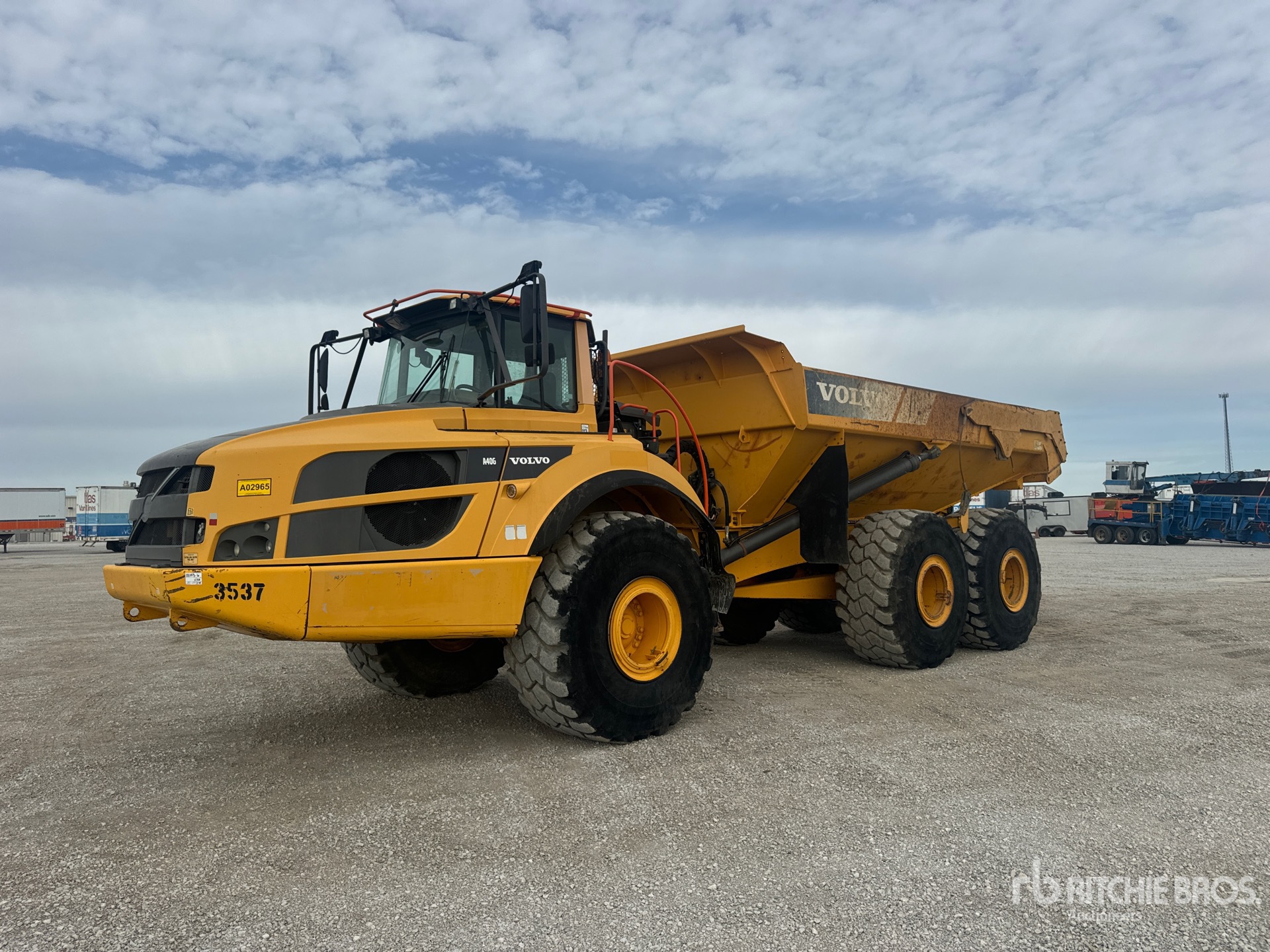 General Appearance with Picture, Left Front Corner