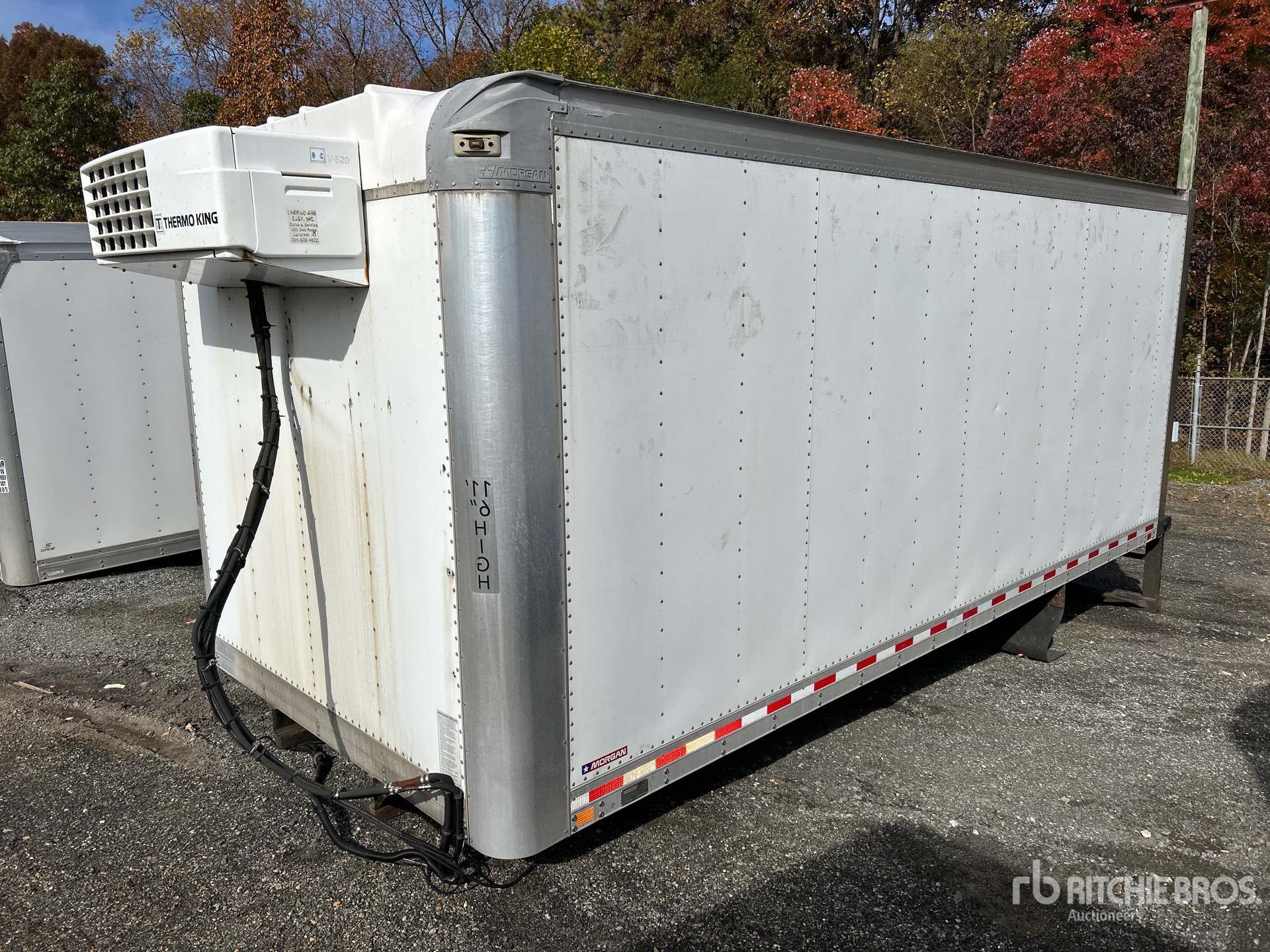 Aspect général with Image, coin avant gauche