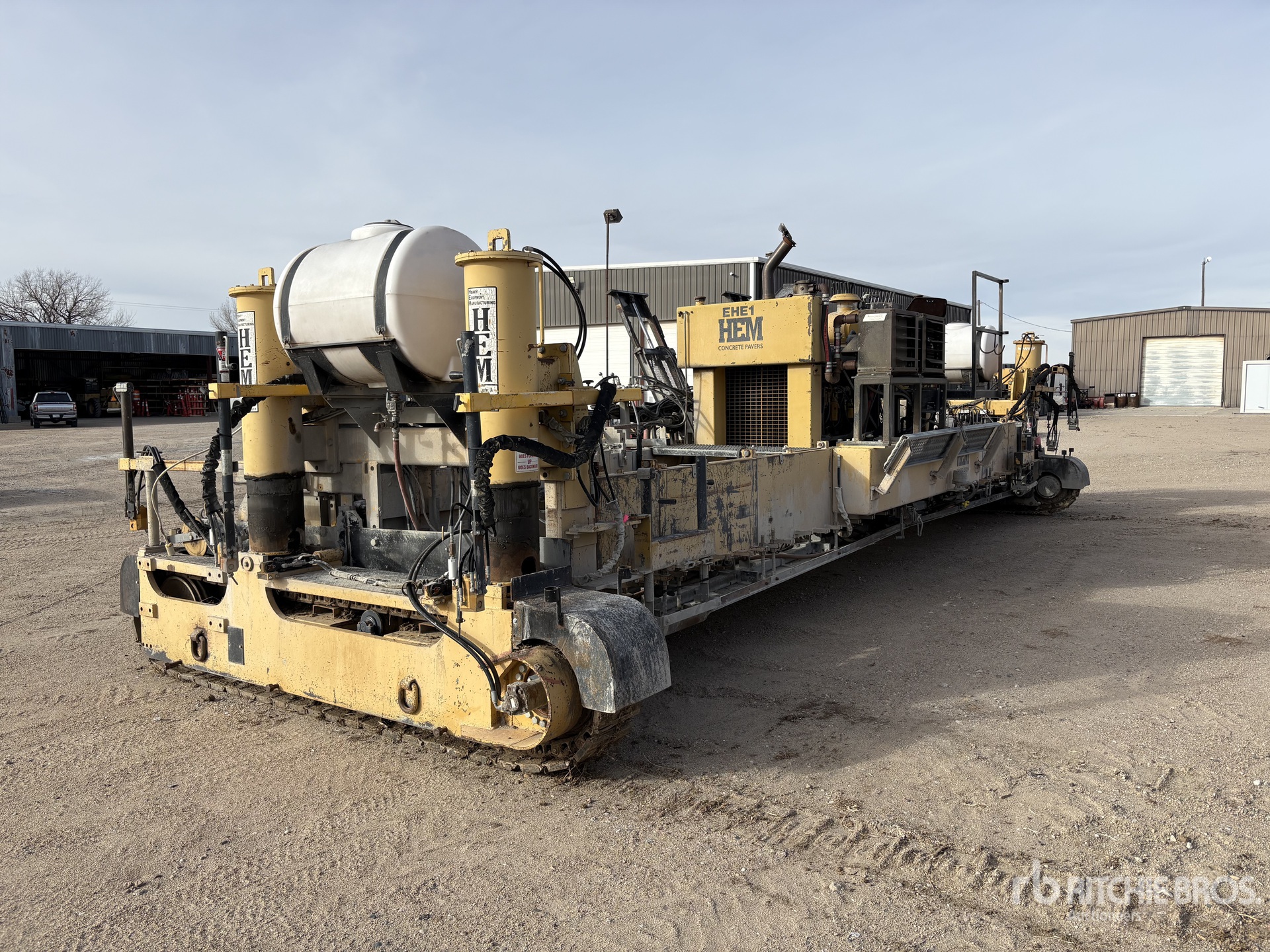 General Appearance with Featured Photo