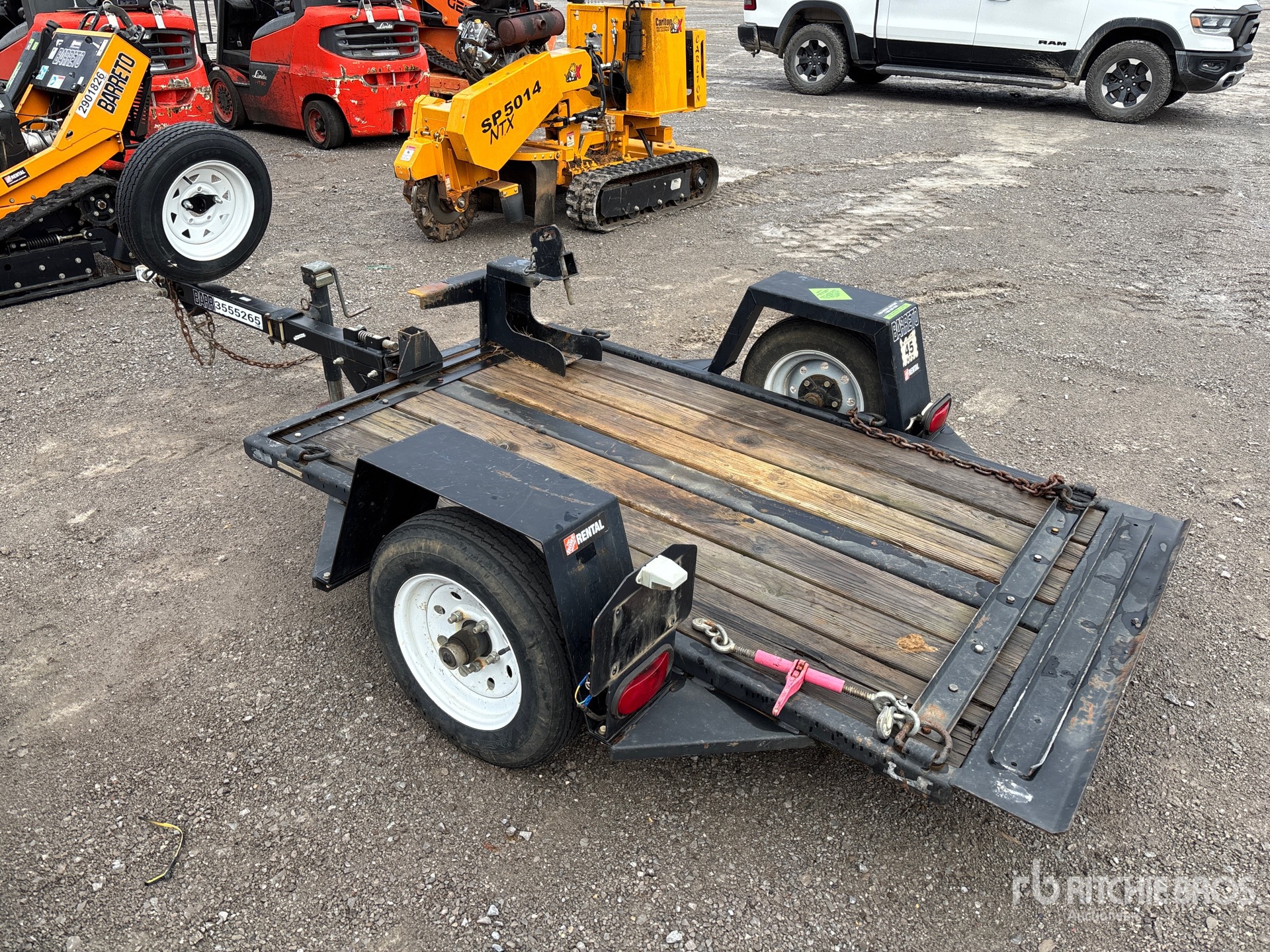 General Appearance with Picture, Left Rear Corner