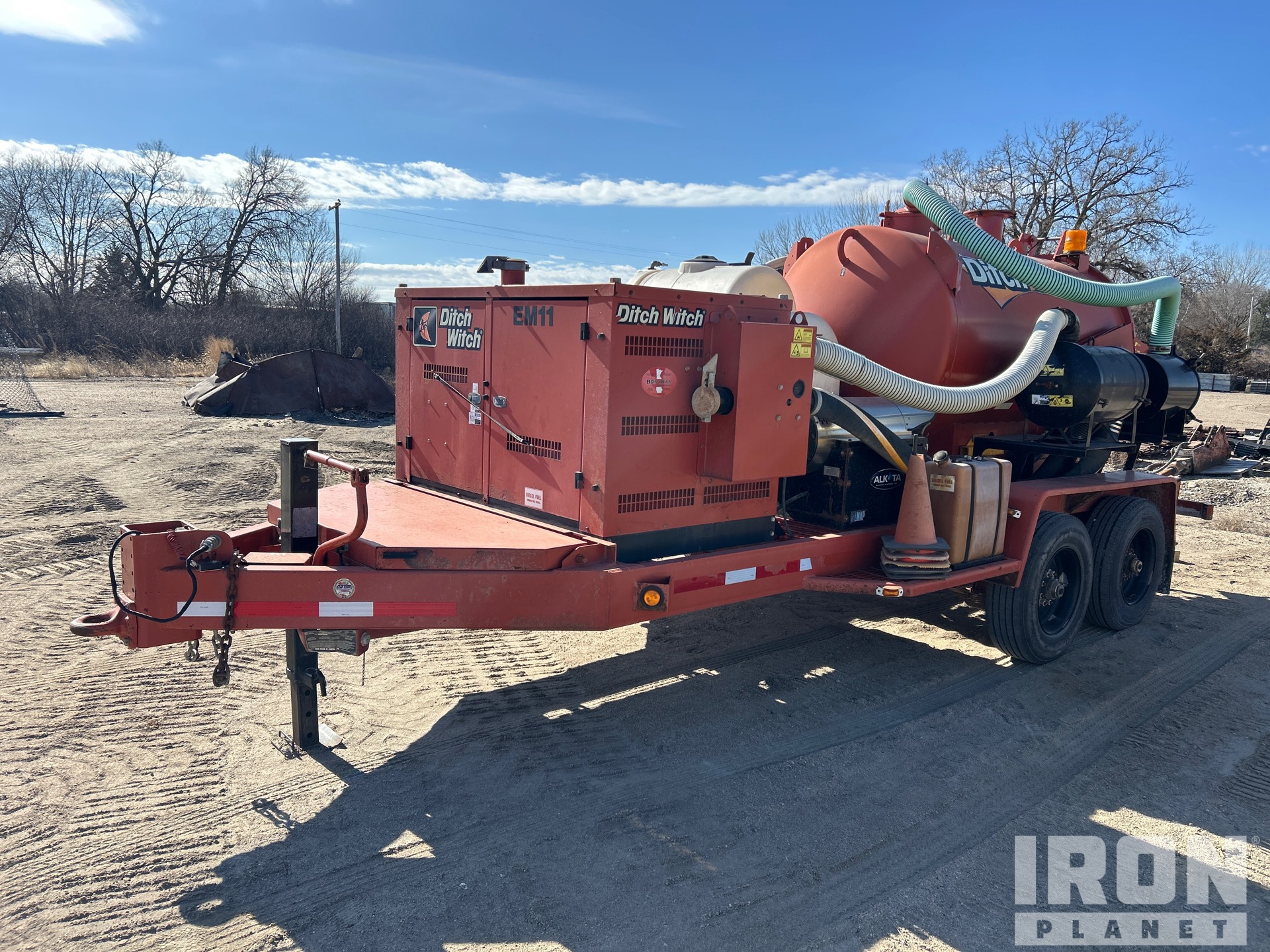 General Appearance with Featured Photo