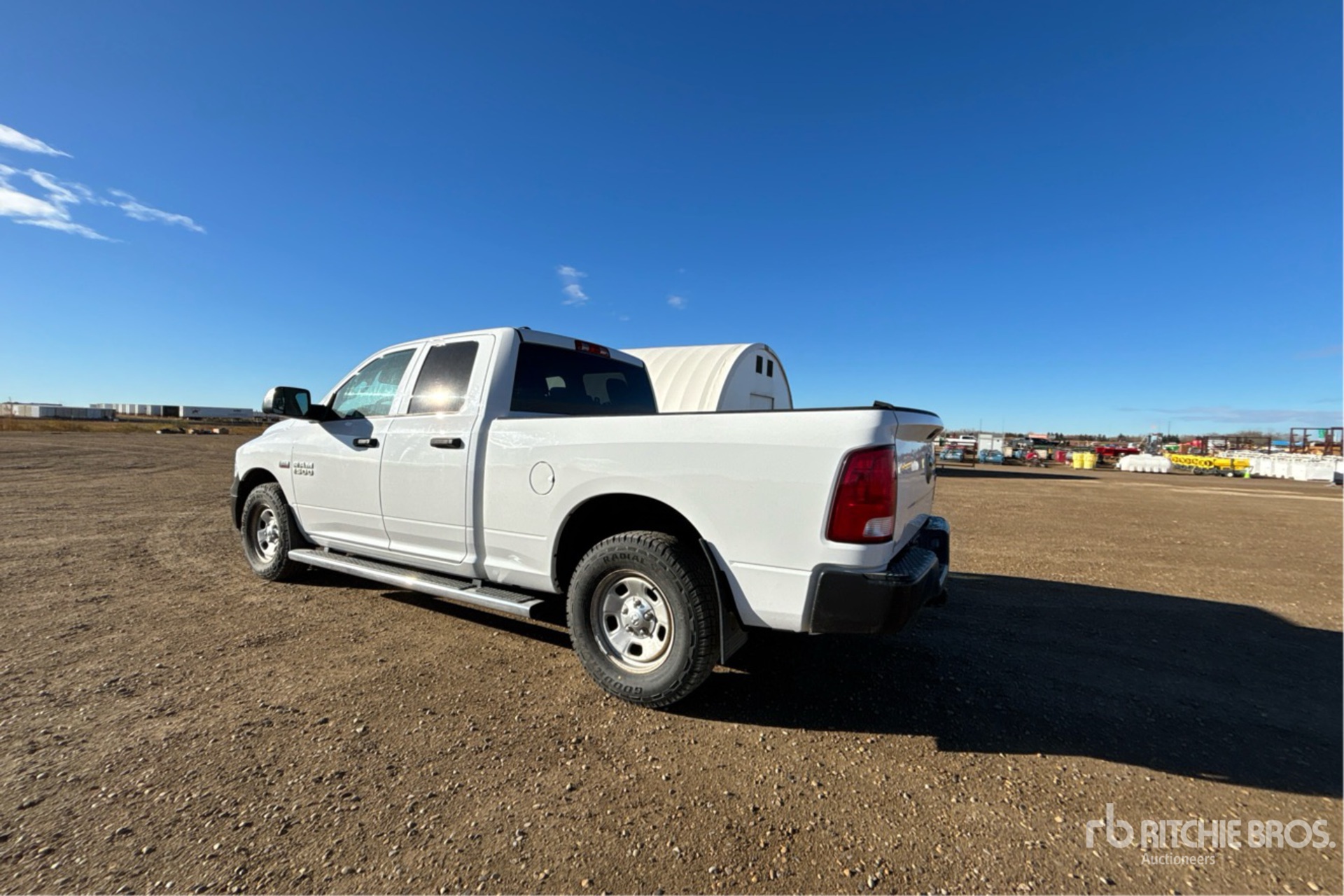 General Appearance with Imagen: esquina trasera izquierda