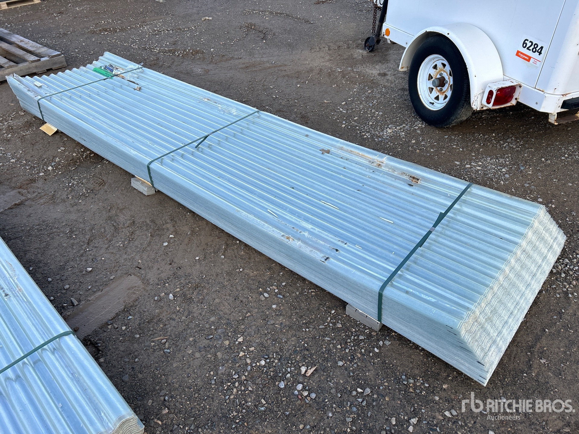 General Appearance with Image, coin avant droit