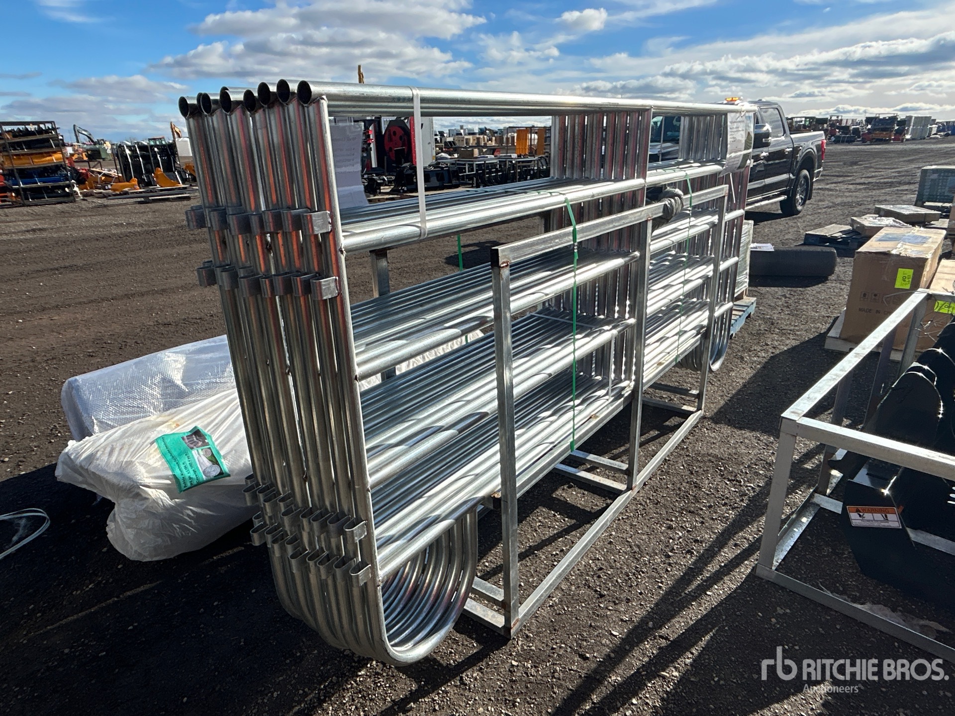 General Appearance with Foto, angolo anteriore destro