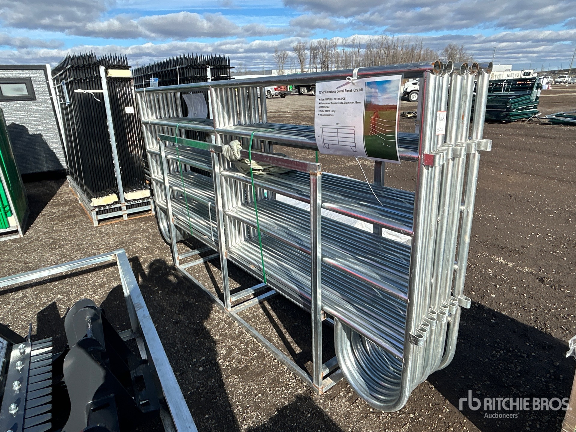 General Appearance with Foto, angolo anteriore sinistro