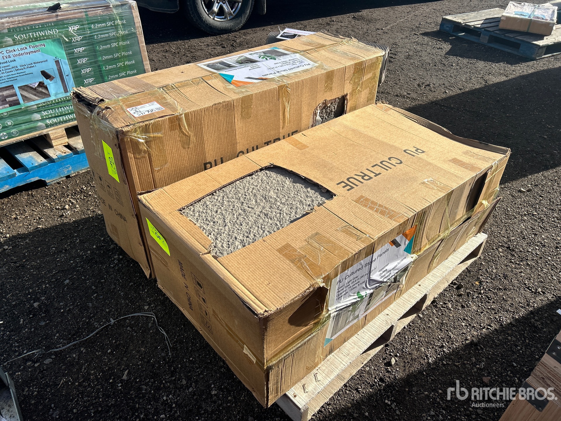 General Appearance with Picture, Left Rear Corner