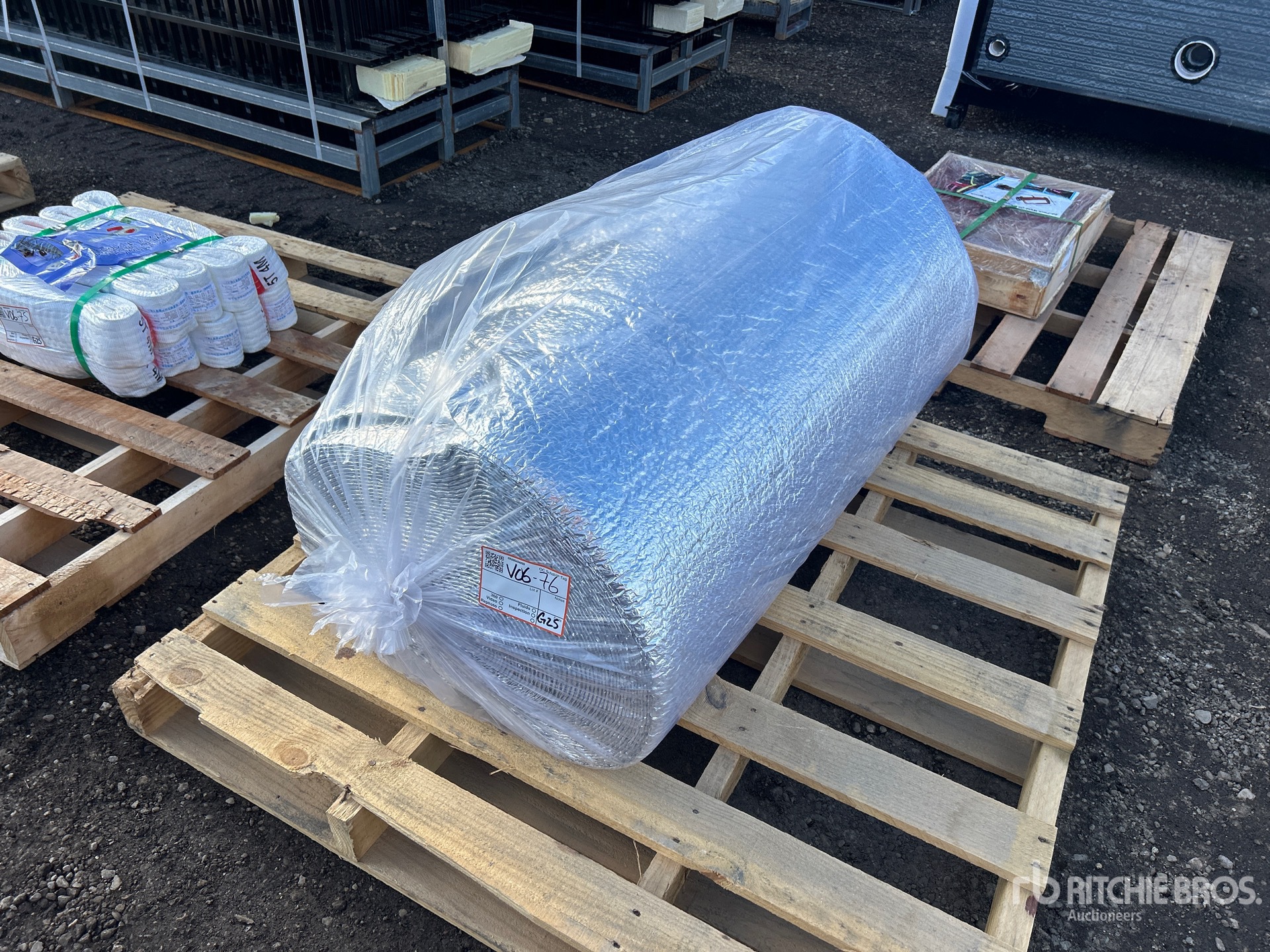 General Appearance with Image, coin avant gauche