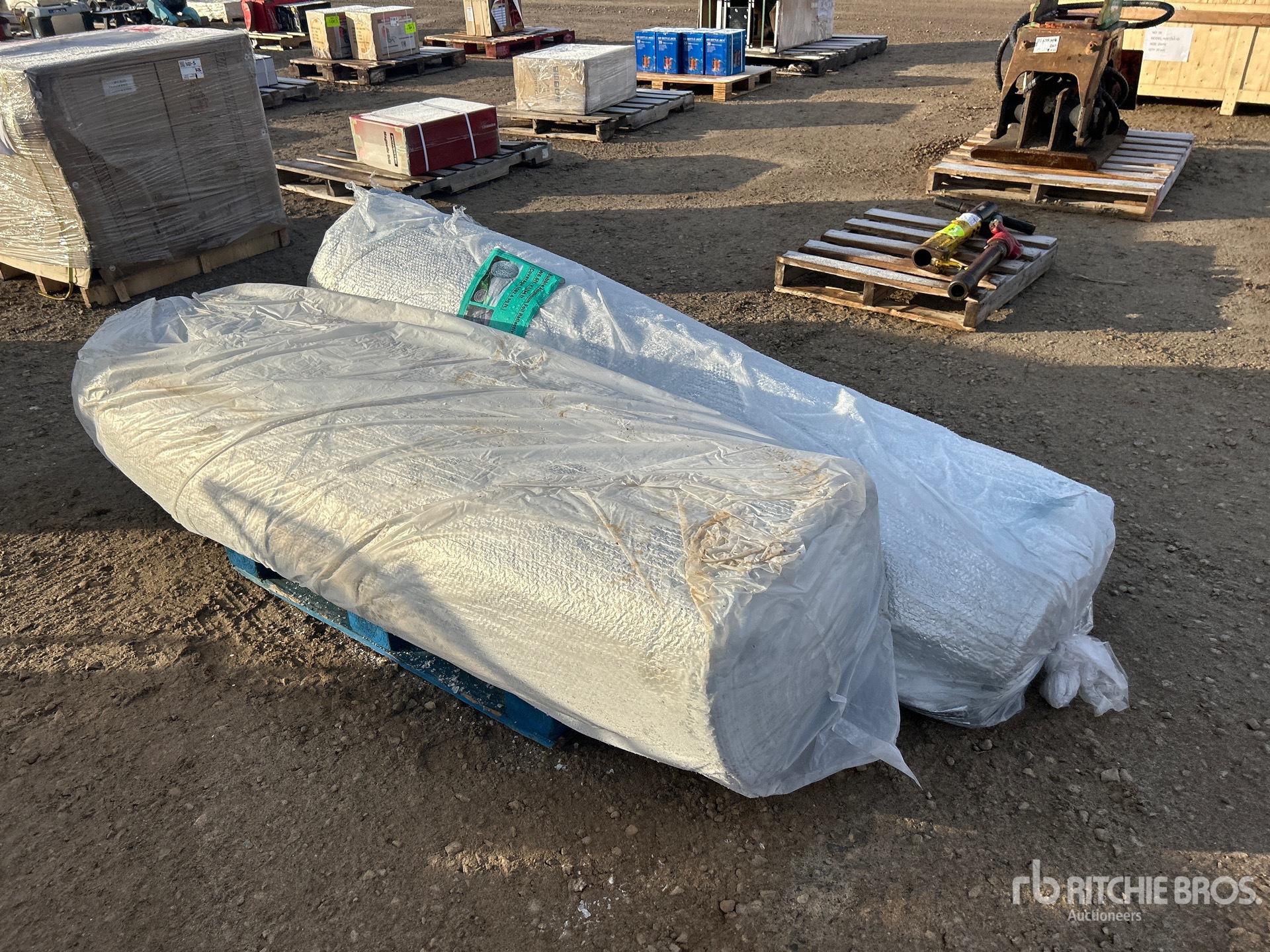 General Appearance with Foto, angolo anteriore sinistro