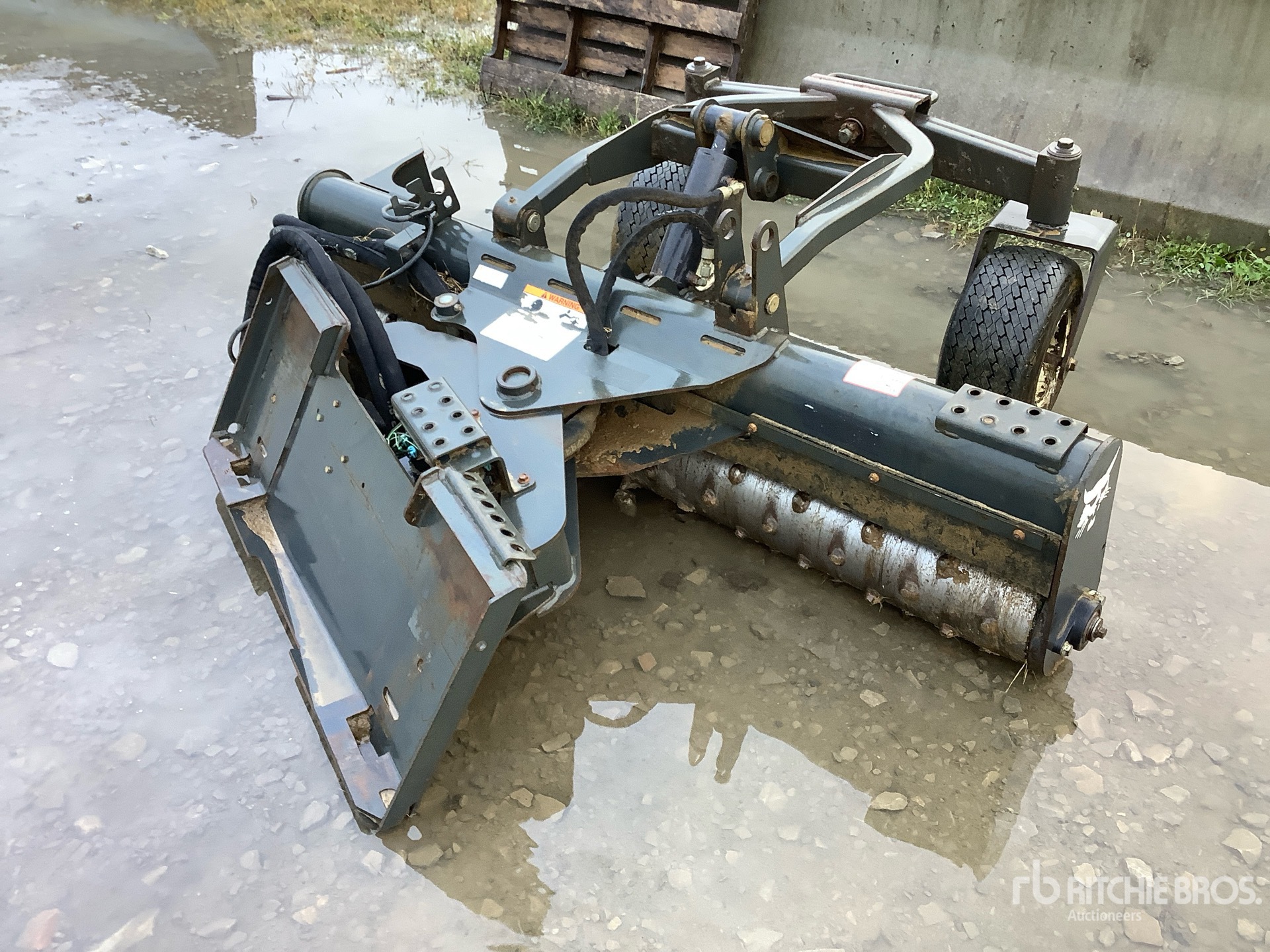 General Appearance with Image, coin arrière droit