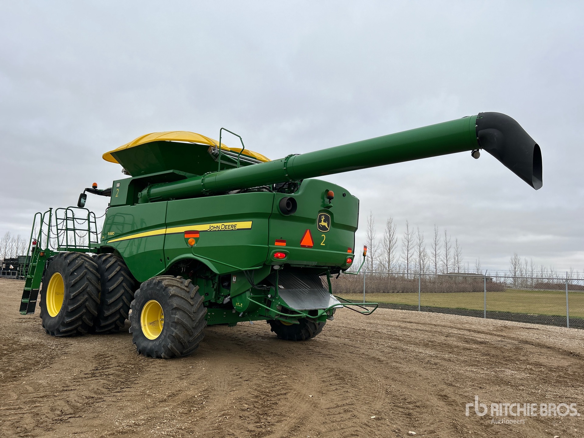 General Appearance with Foto, angolo posteriore sinistro