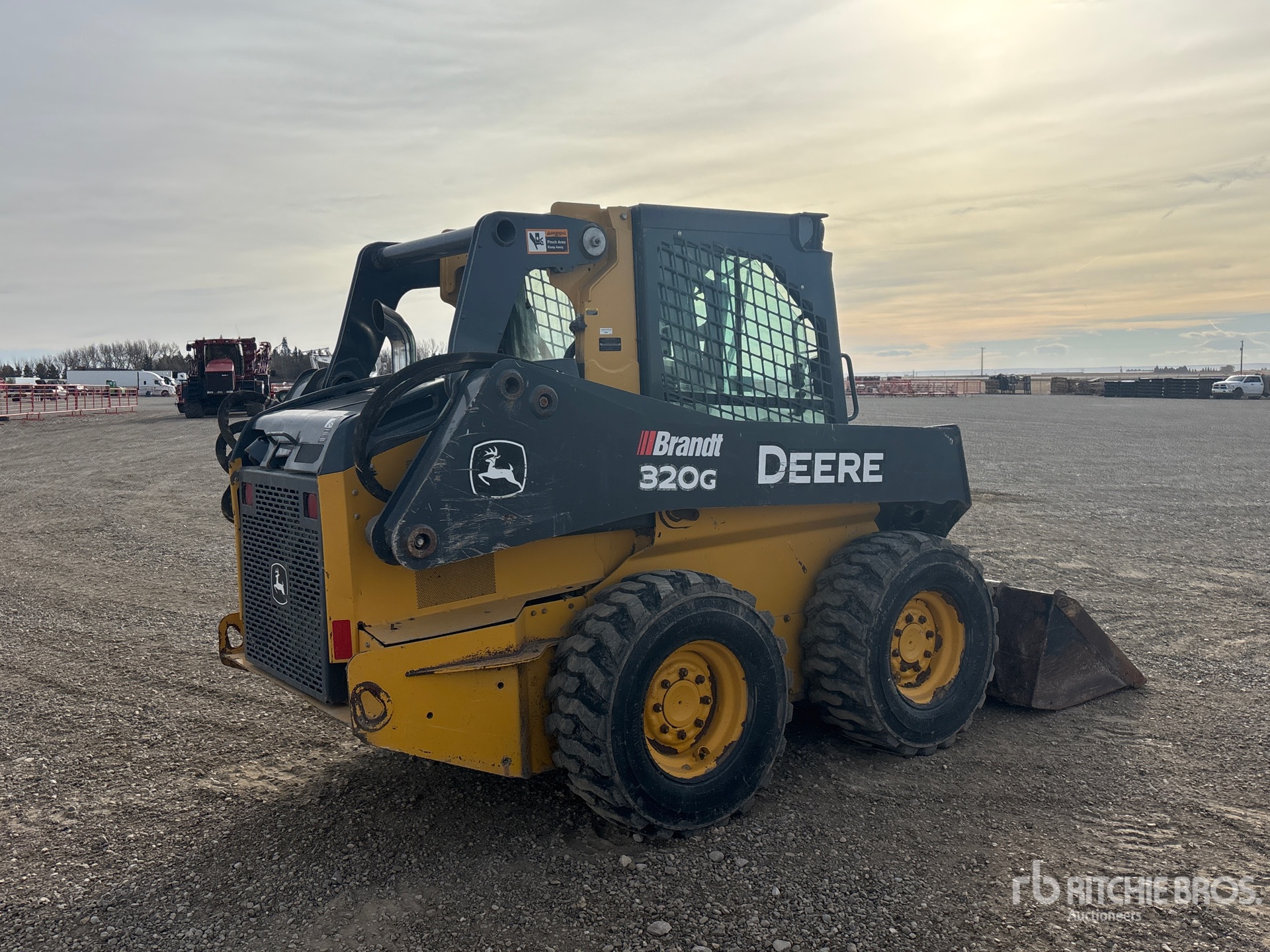 General Appearance with Imagen: esquina trasera derecha