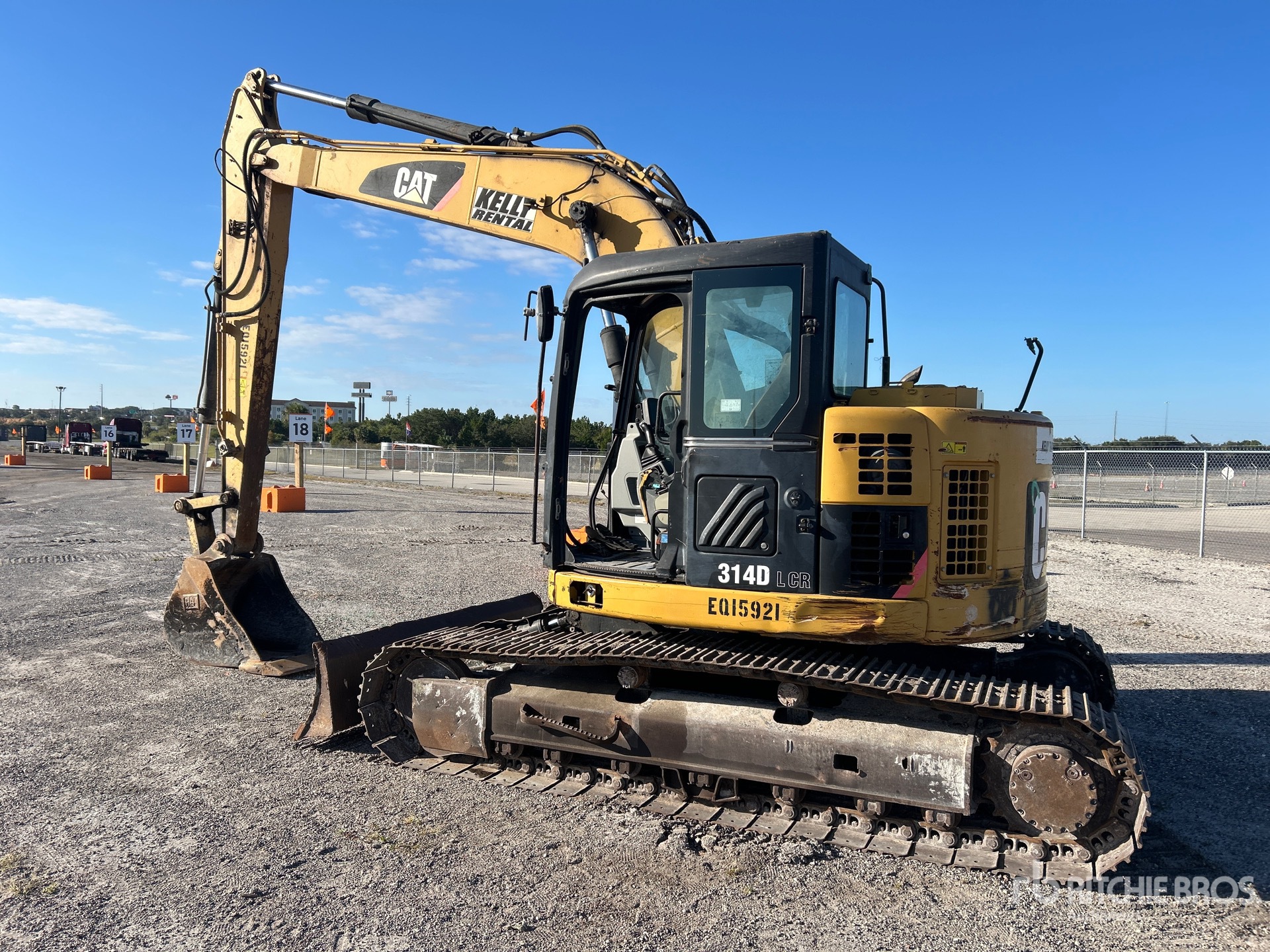 General Appearance with Imagen: esquina trasera izquierda