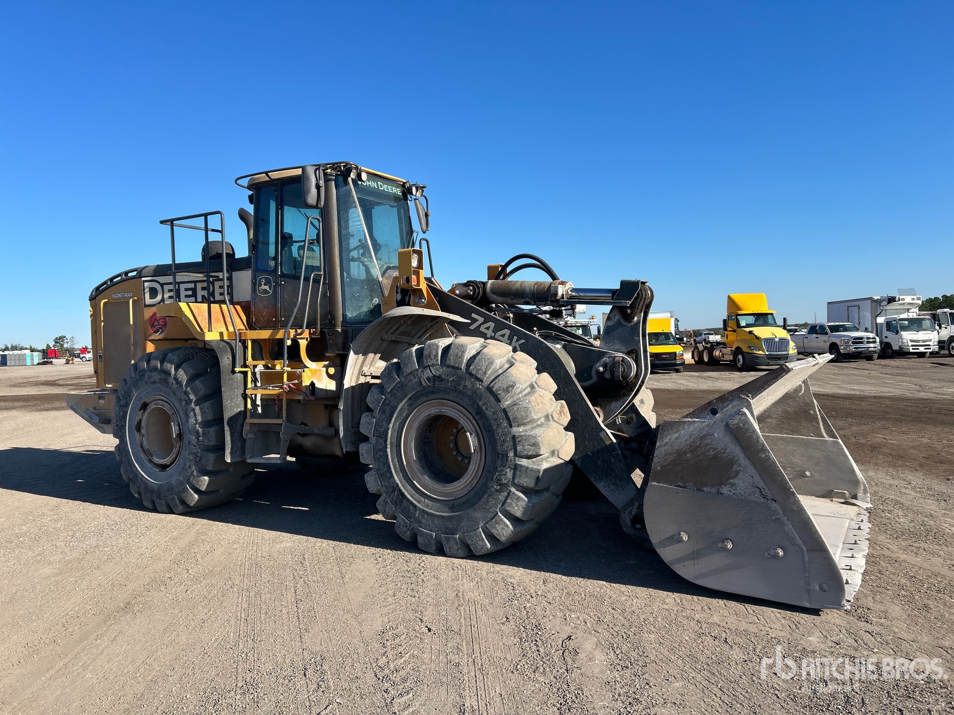 General Appearance with Bild, Ecke vorne rechts