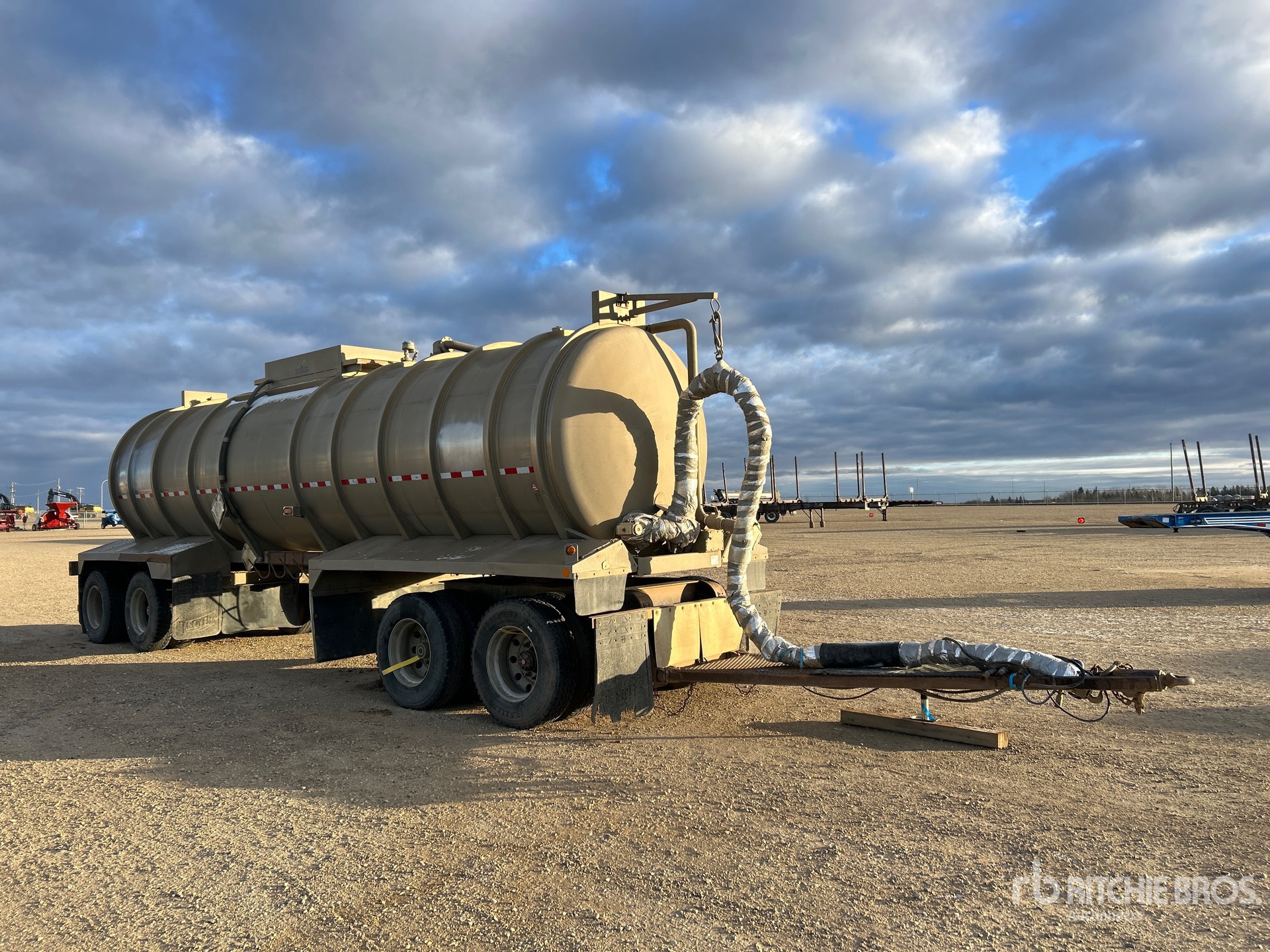 General Appearance with Image, coin avant droit