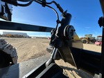 Hydraulics with Ripper Cylinders