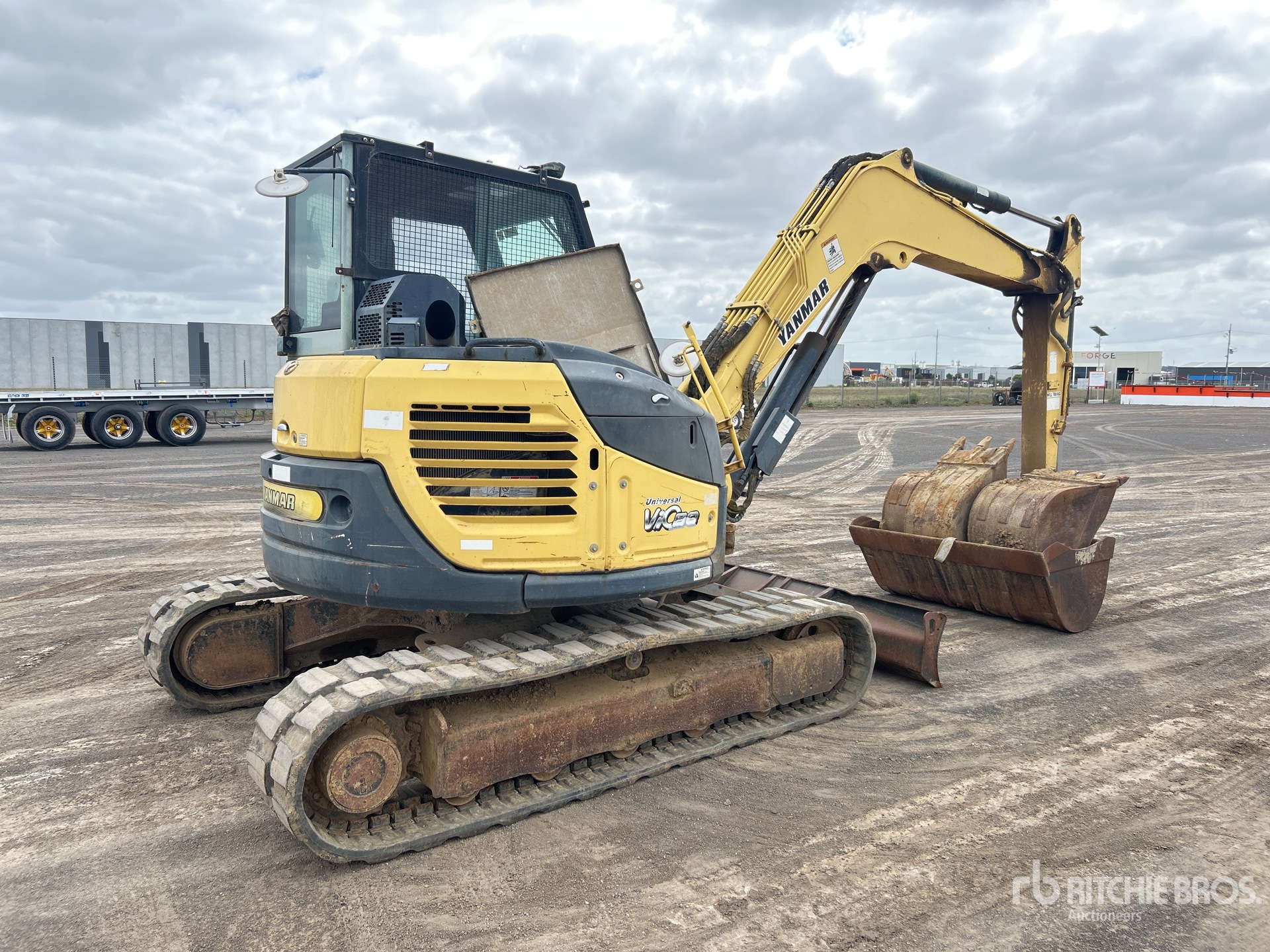 General Appearance with Picture, Right Rear Corner