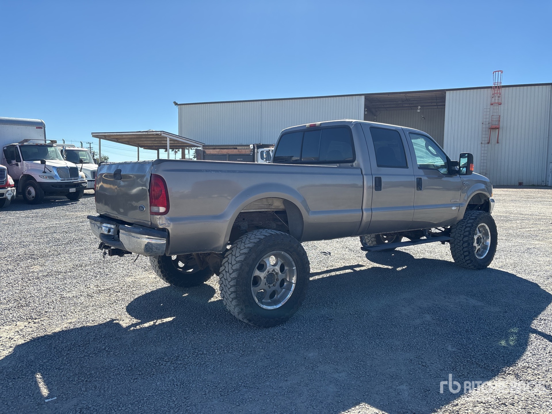 General Appearance with Bild, Ecke hinten rechts