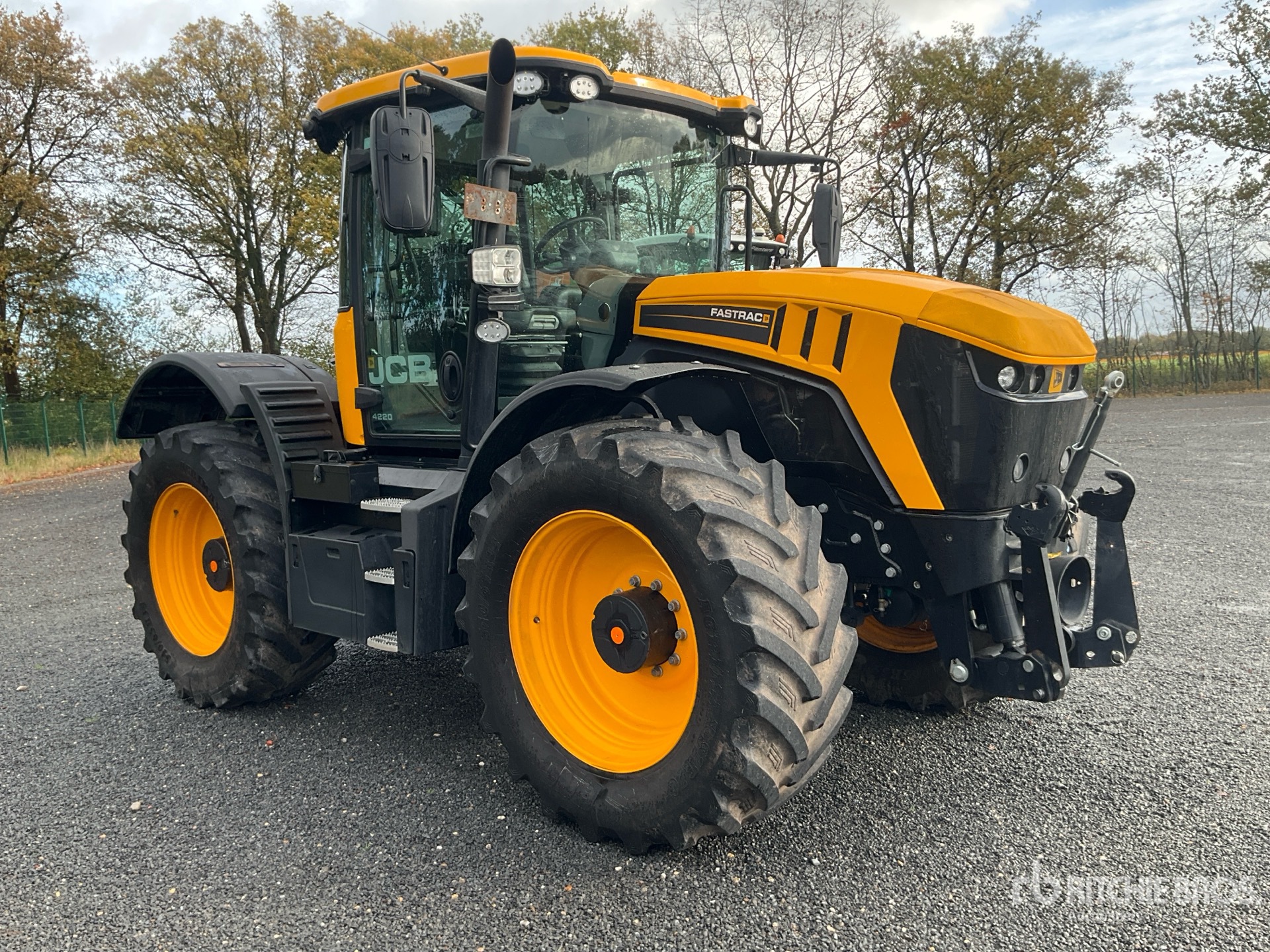 Aspect général with Image, coin avant droit