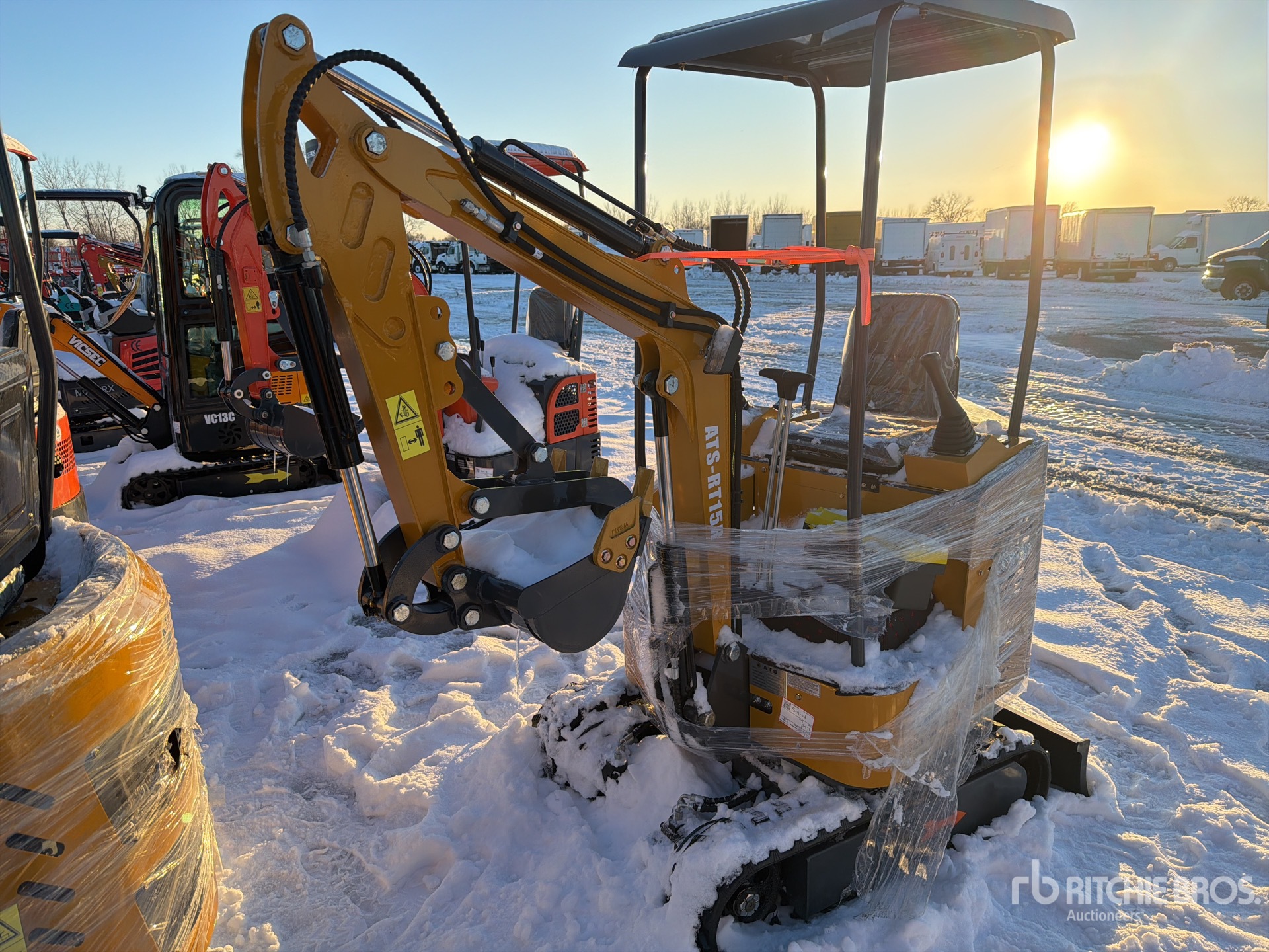 General Appearance with Picture, Left Front Corner