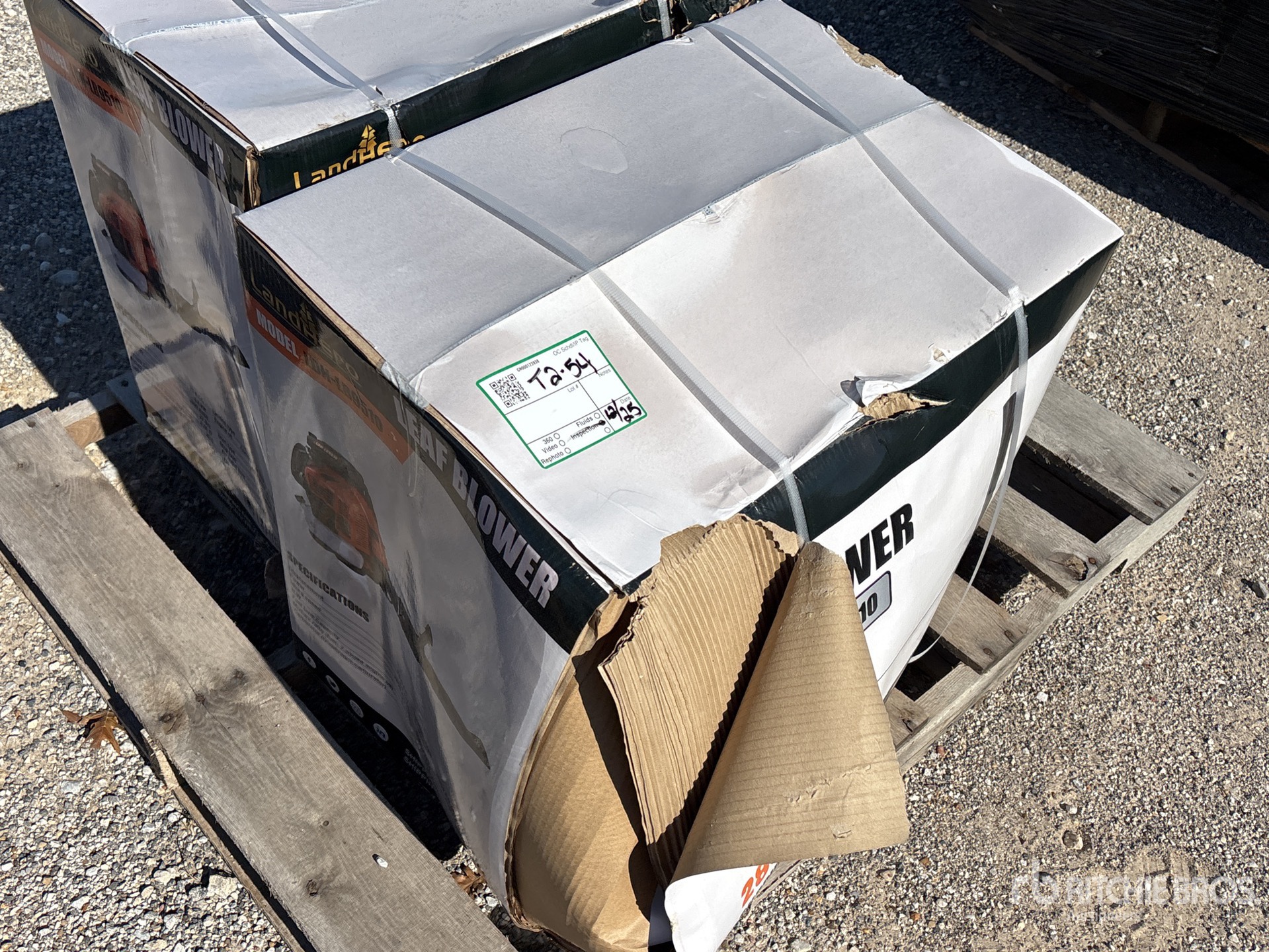 General Appearance with Picture, Right Front Corner