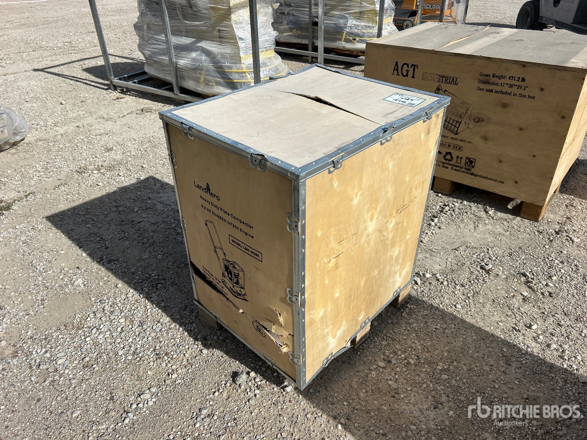 General Appearance with Picture, Right Front Corner