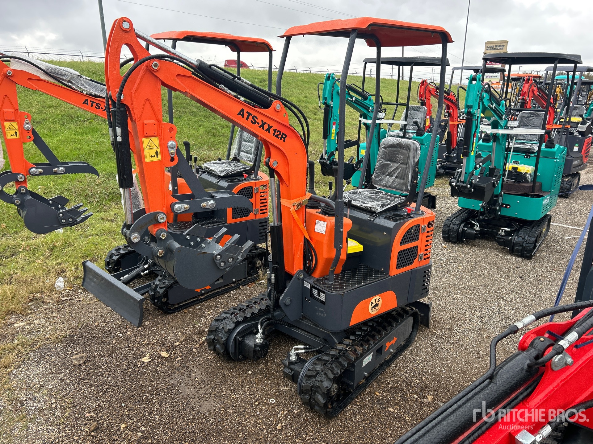 General Appearance with Picture, Left Front Corner