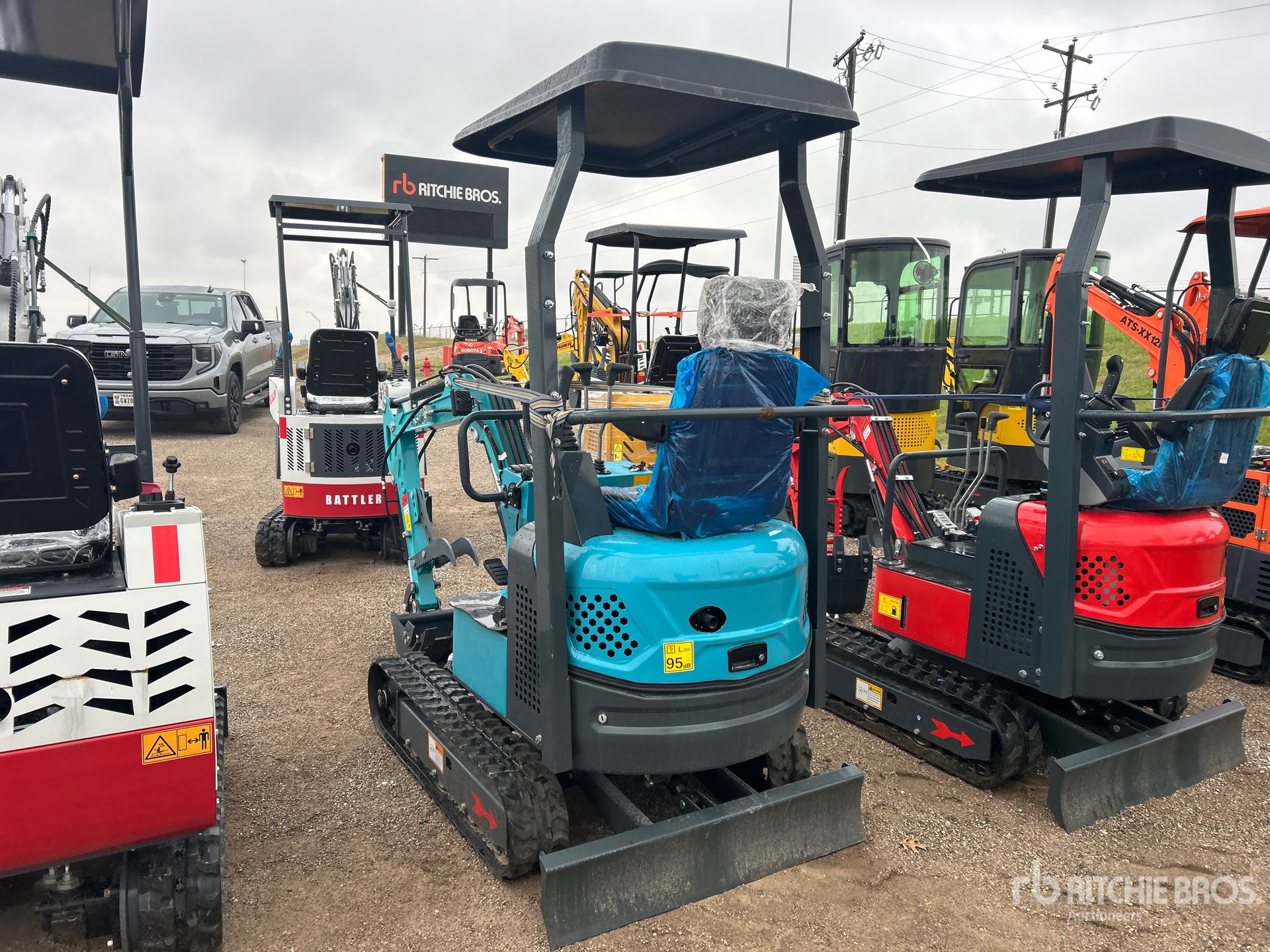 General Appearance with Picture, Left Rear Corner