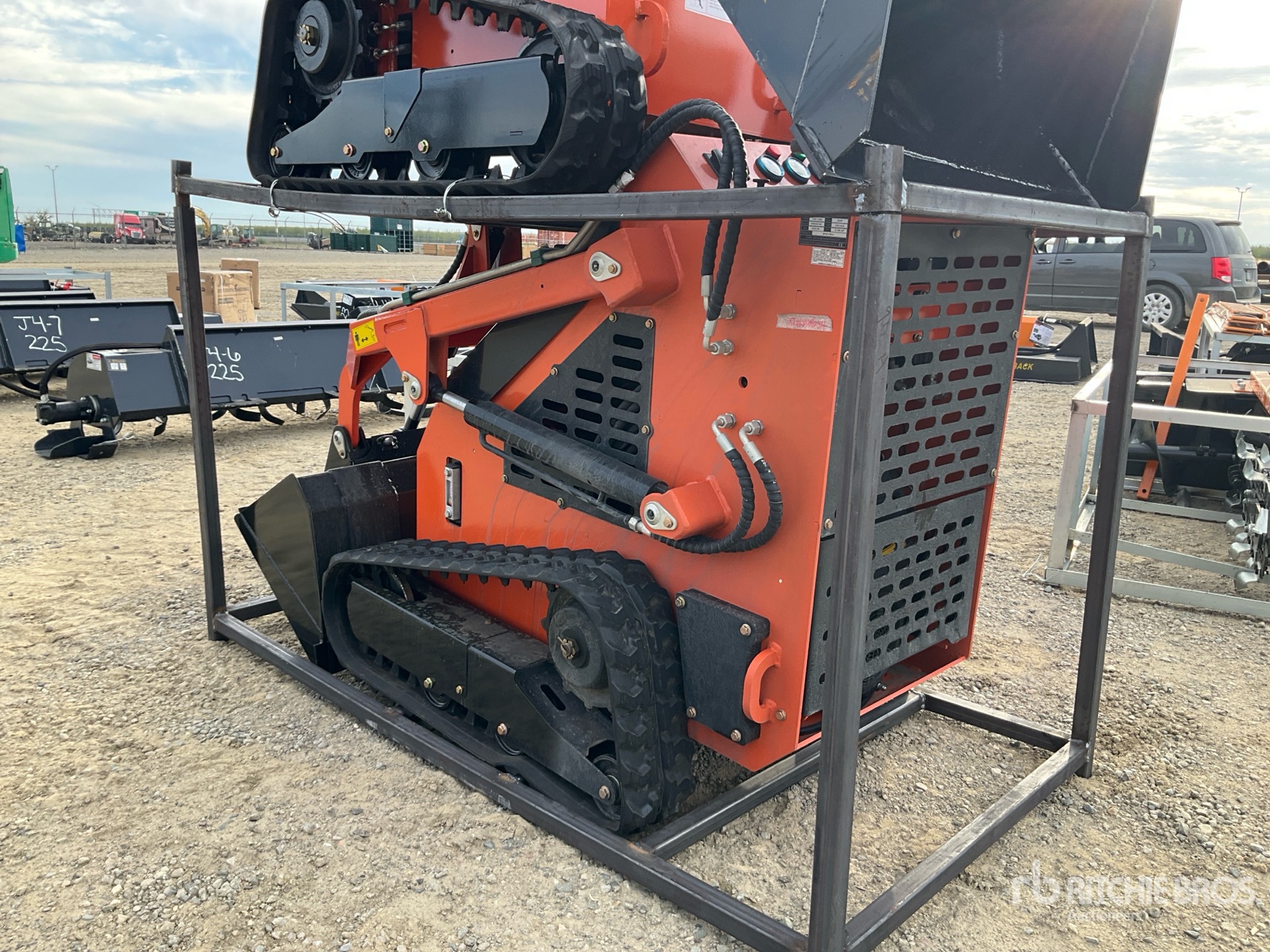 General Appearance with Featured Photo