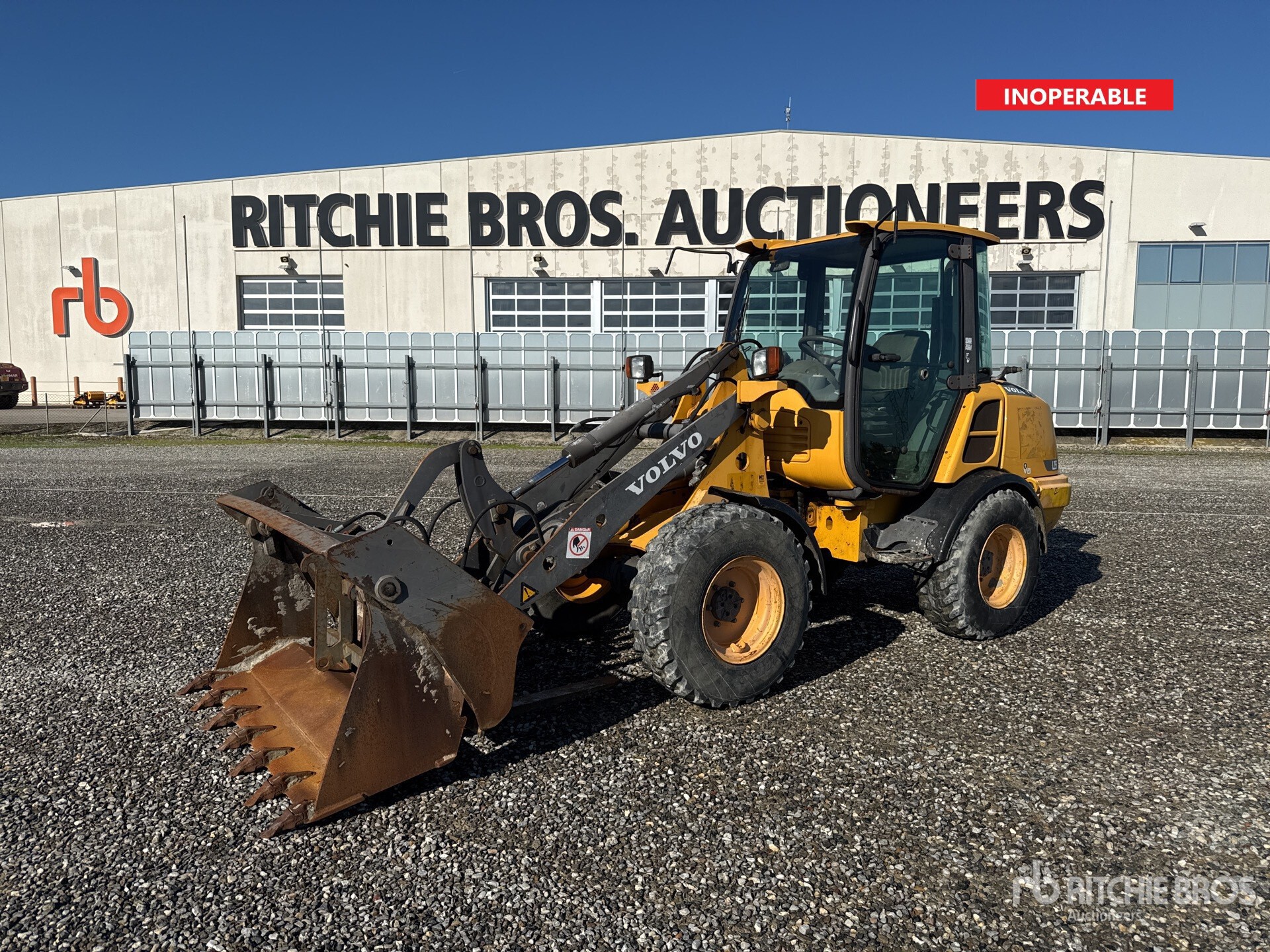 General Appearance with Featured Photo